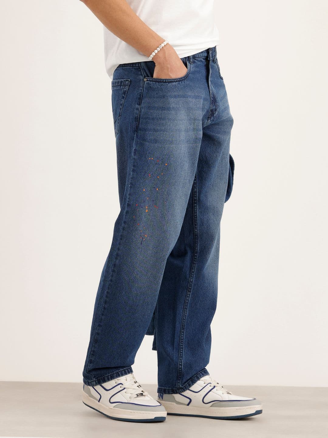 WROGN Men Cotton Anti Fit Light Fade Jeans - view 1