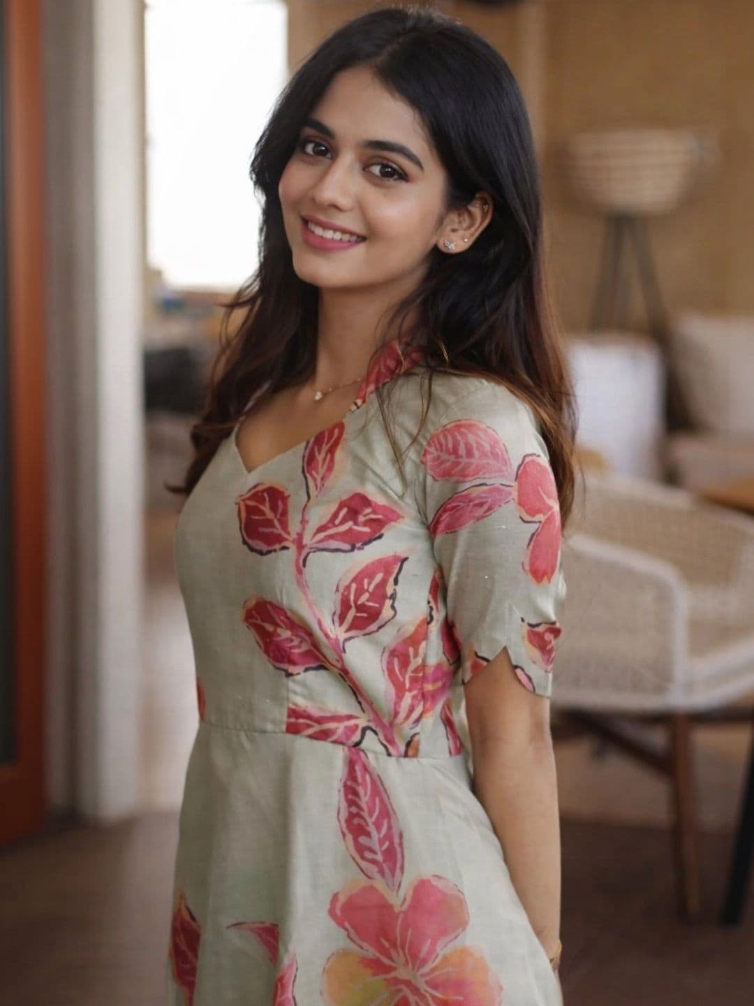 Sun Fashion And Lifestyle Women Floral Printed Kurta - view 1