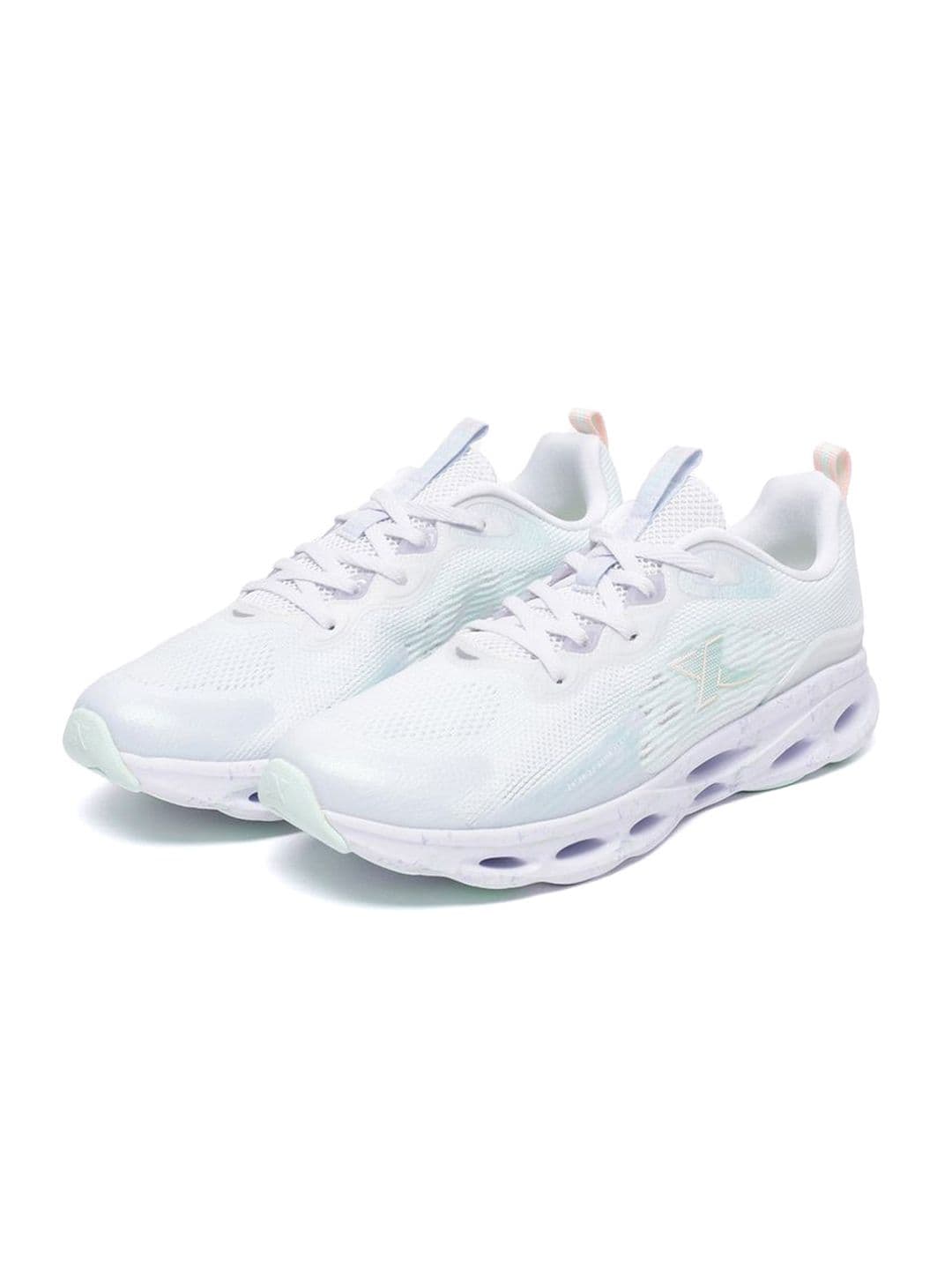 Xtep Women Reactive Coil Running Shoes - view 1