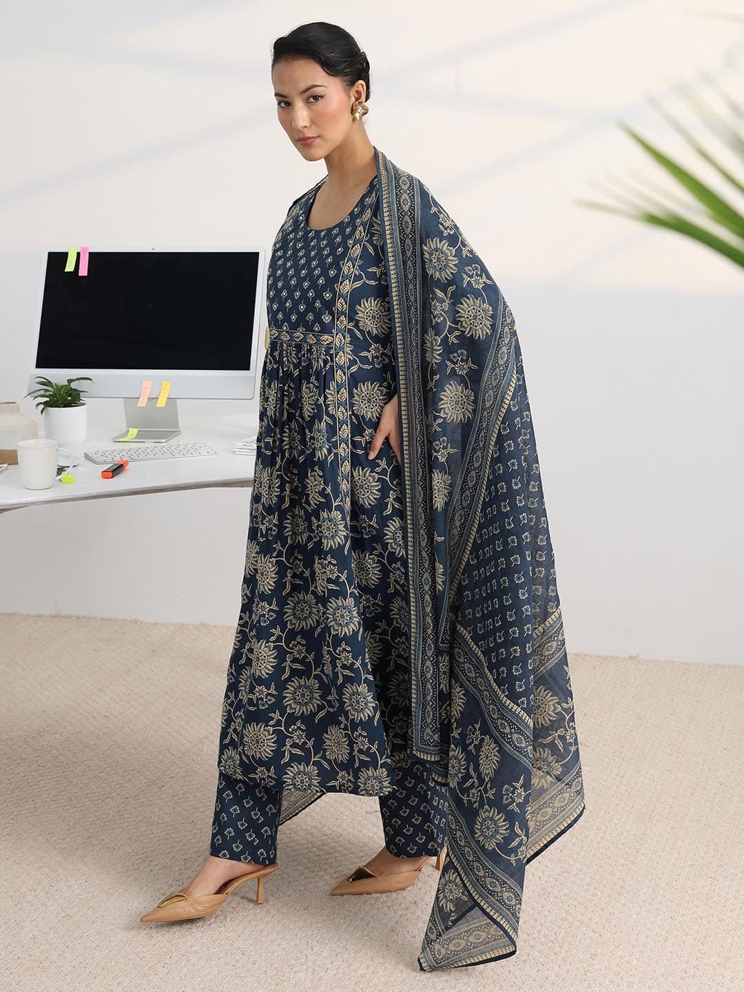 Gerua By Libas Women Floral Printed Tiered Kurta with Trousers & With Dupatta - view 1