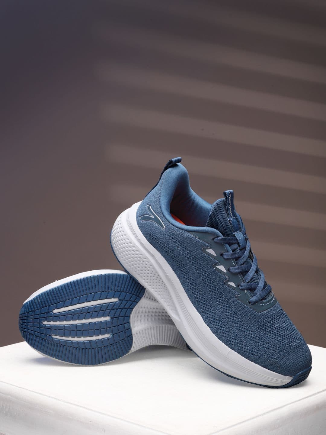 Action Men Mesh Running Non-Marking Shoes - view 1