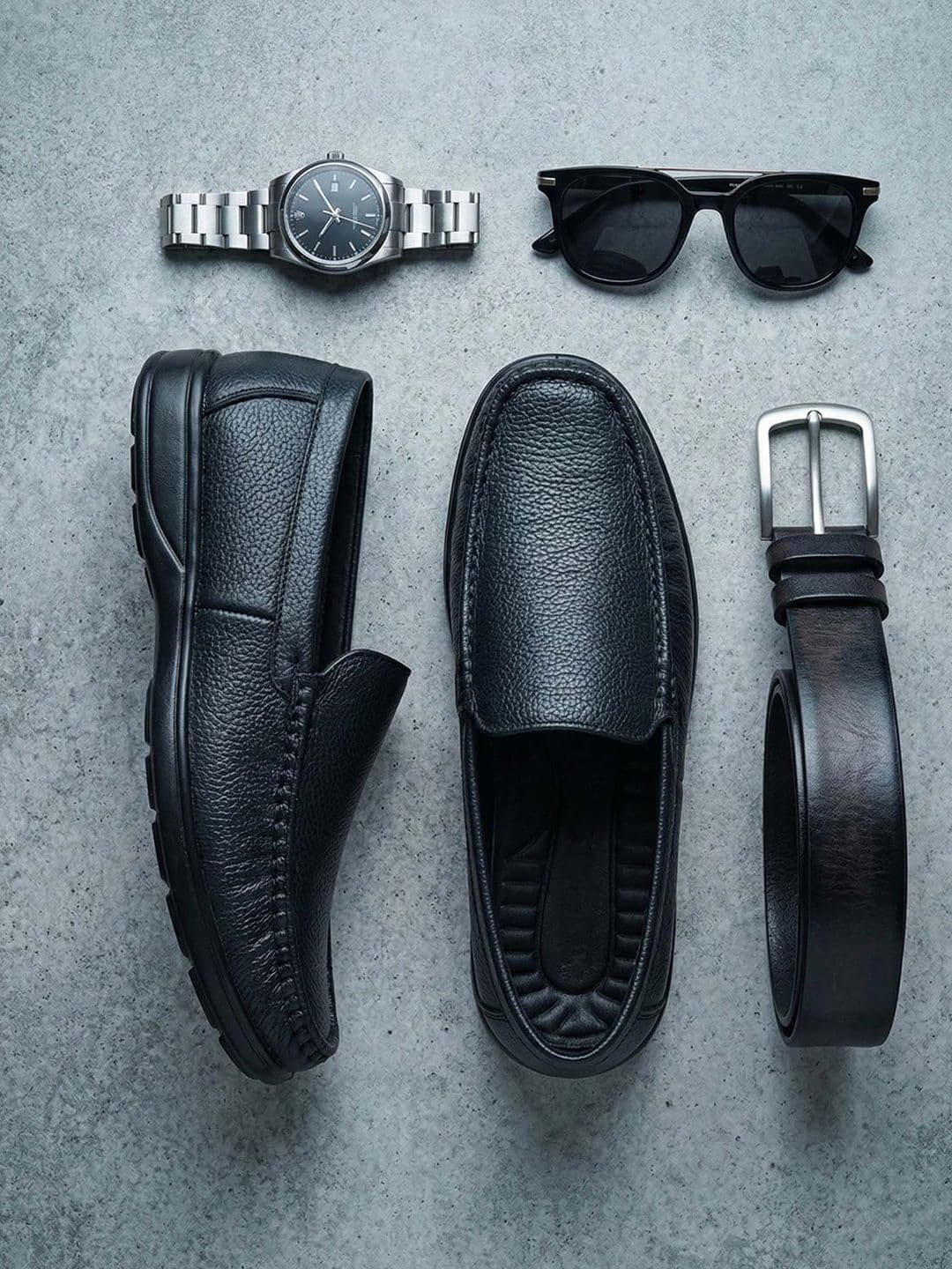 glitchez Men Textured Round Toe Leather Loafers - view 1