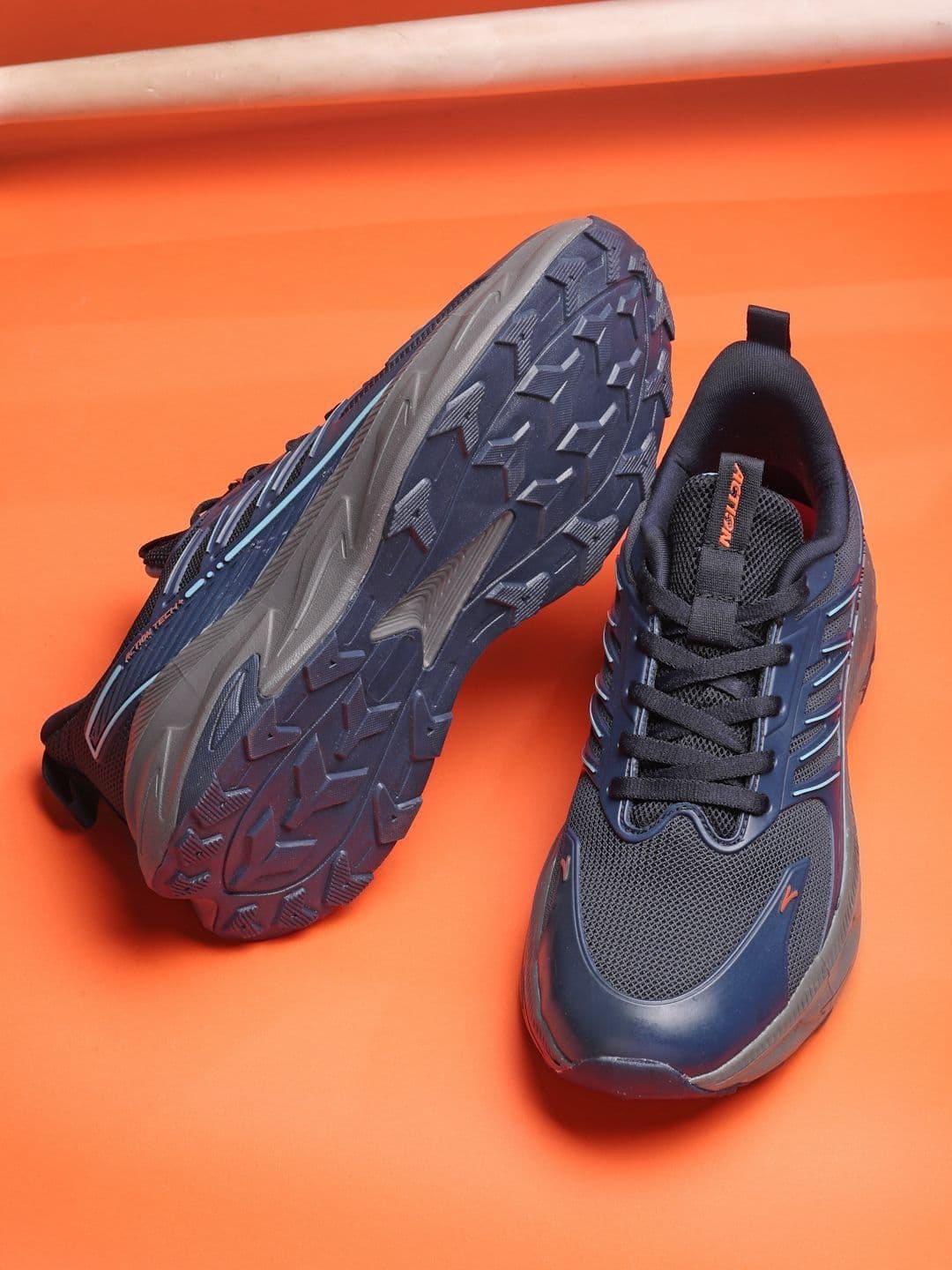 Action Men Mesh Running Non-Marking Shoes - view 1
