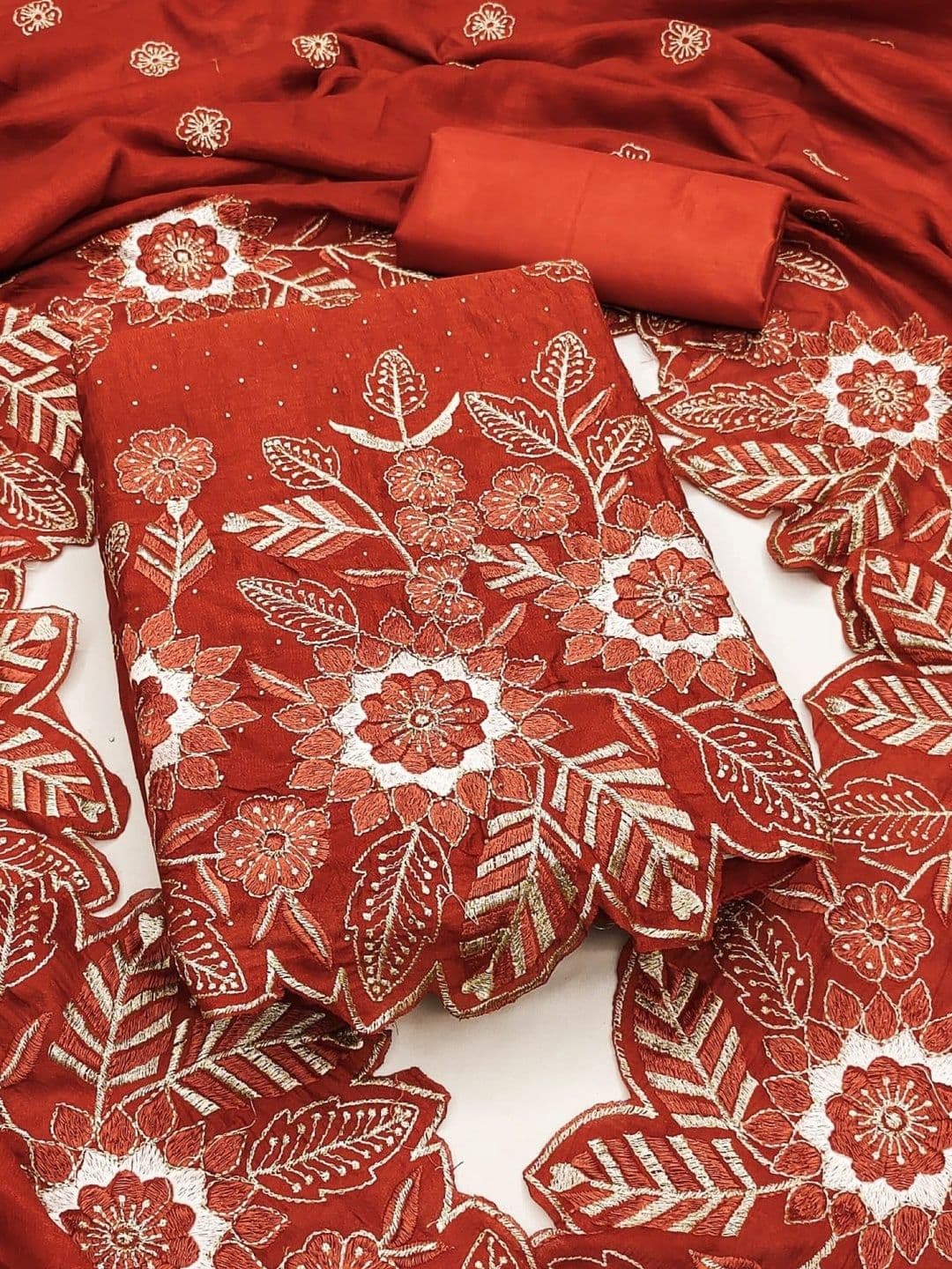 Dhaaga Ghar Embroidered Unstitched Dress Material - view 1