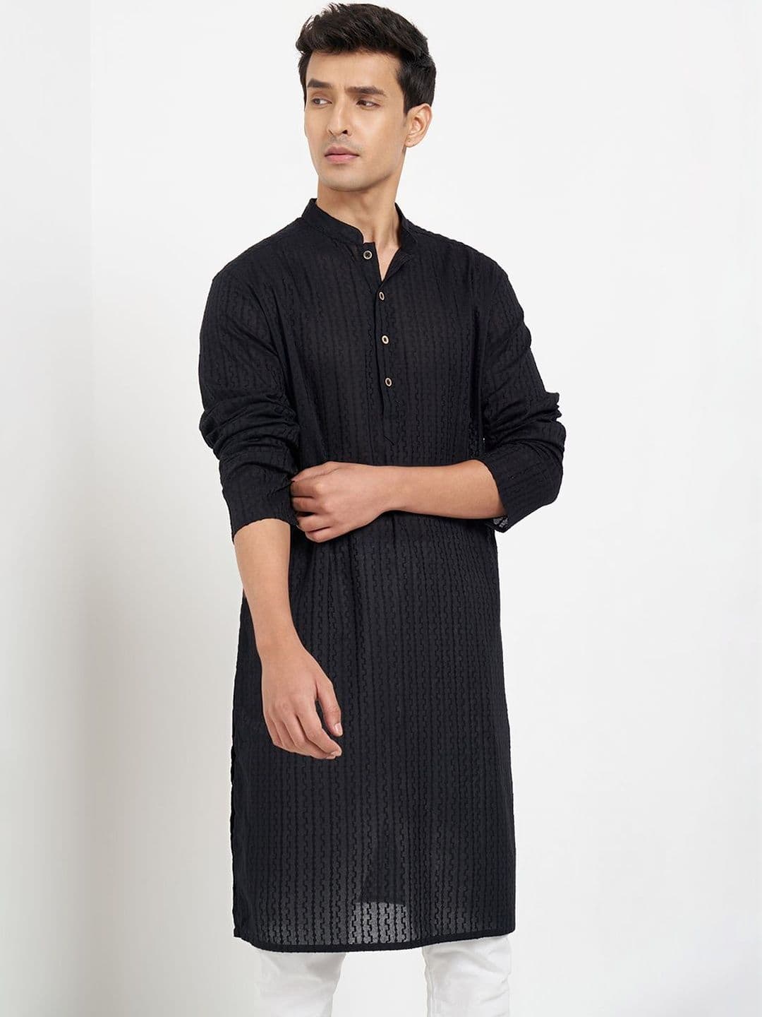 indus route by Pantaloons Men Woven Design Mandarin Collar Straight Cotton Kurta - view 1