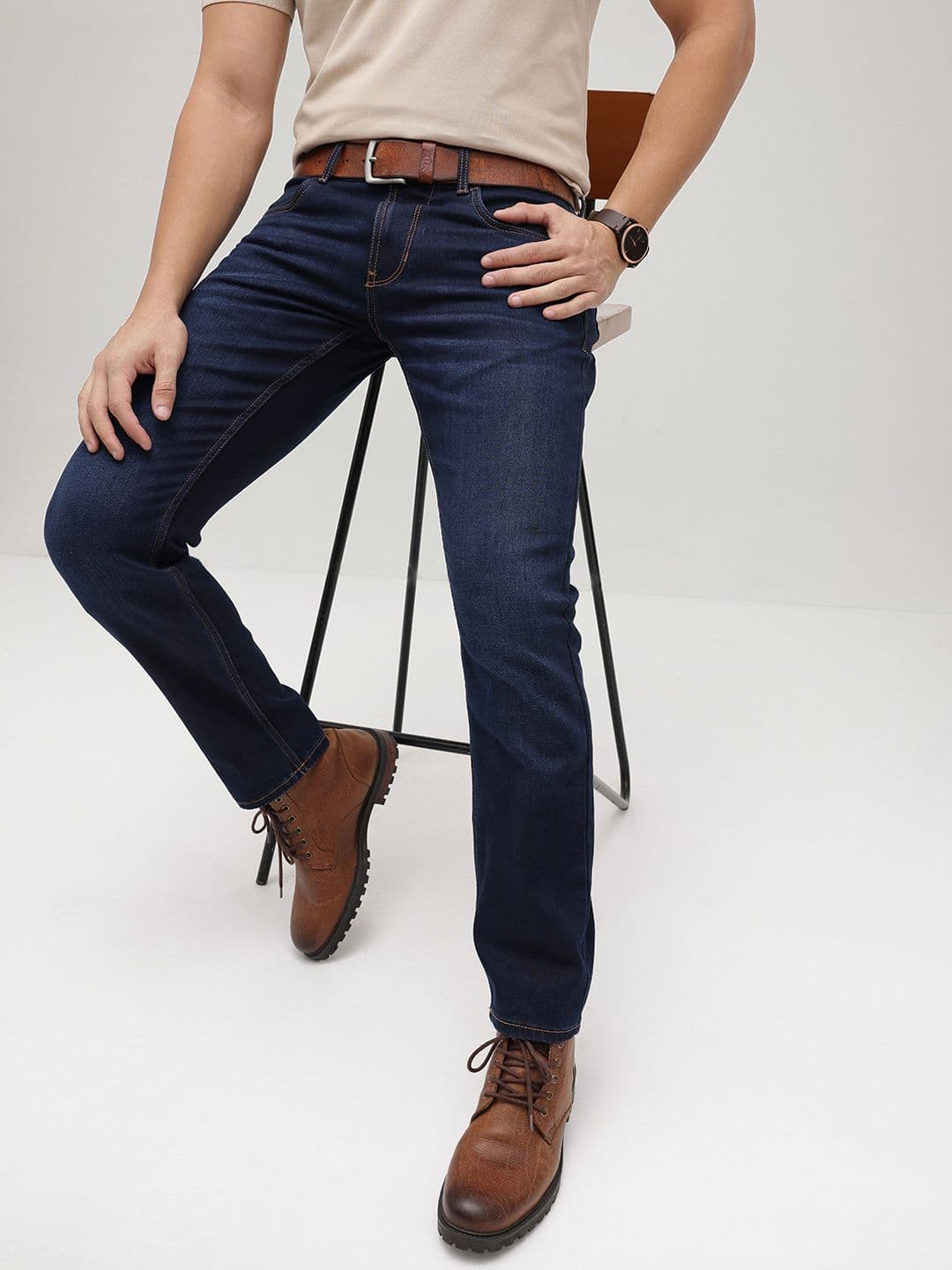 The Roadster Life Co. Men Slim Fit Light Fade Stretchable Jeans With Bag - view 1