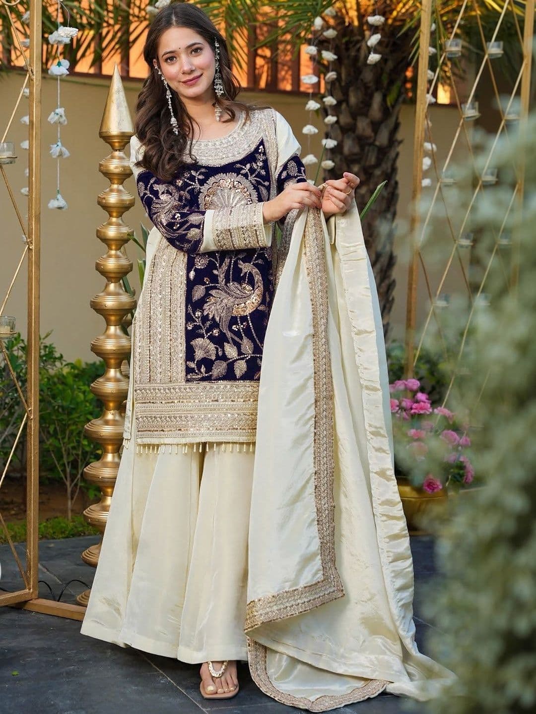 SIDDESHWARY FAB Women Ethnic Motifs Embroidered Panelled Thread Work Pure Silk Kurta with Palazzos & With - view 1