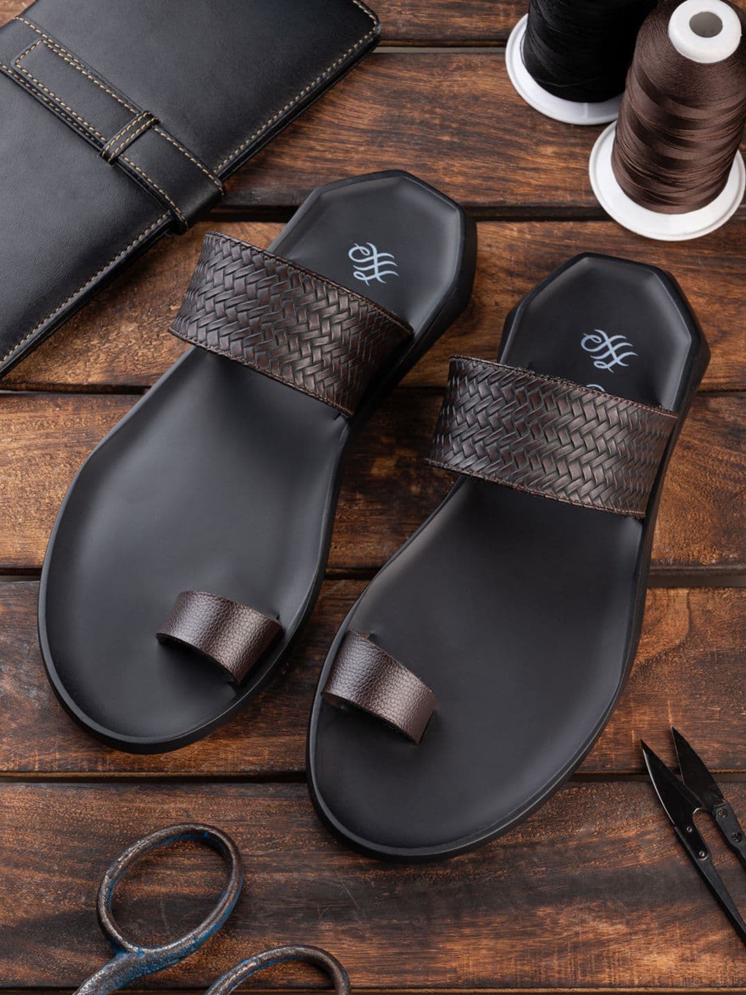 House of Pataudi Men Round Toe Sandals - view 1