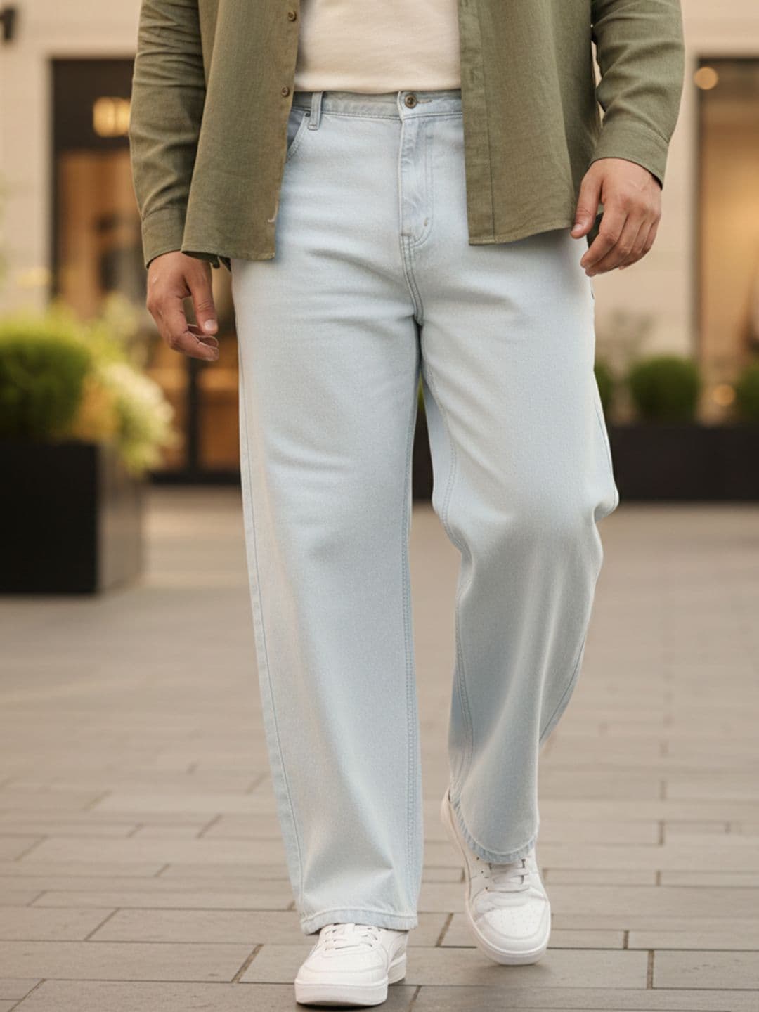 Urbano Plus Men Loose Fit Washed Non-Stretchable Jeans
