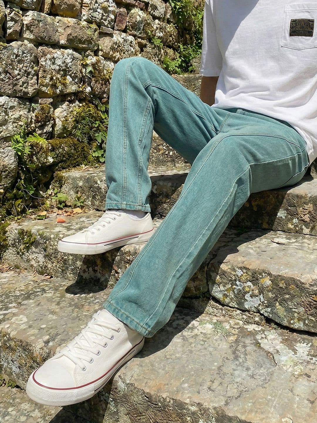 The Roadster Life Co. Men Vintage Wash Pure Cotton Straight Fit Jeans - view 1