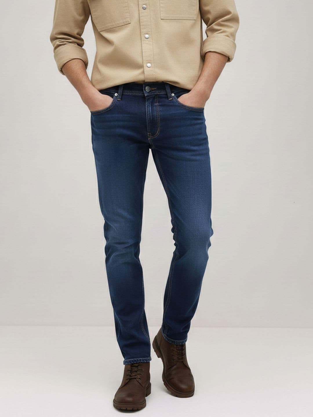 The Roadster Life Co. Men Slim Fit Light Fade Stretchable Jeans With Bag - view 1