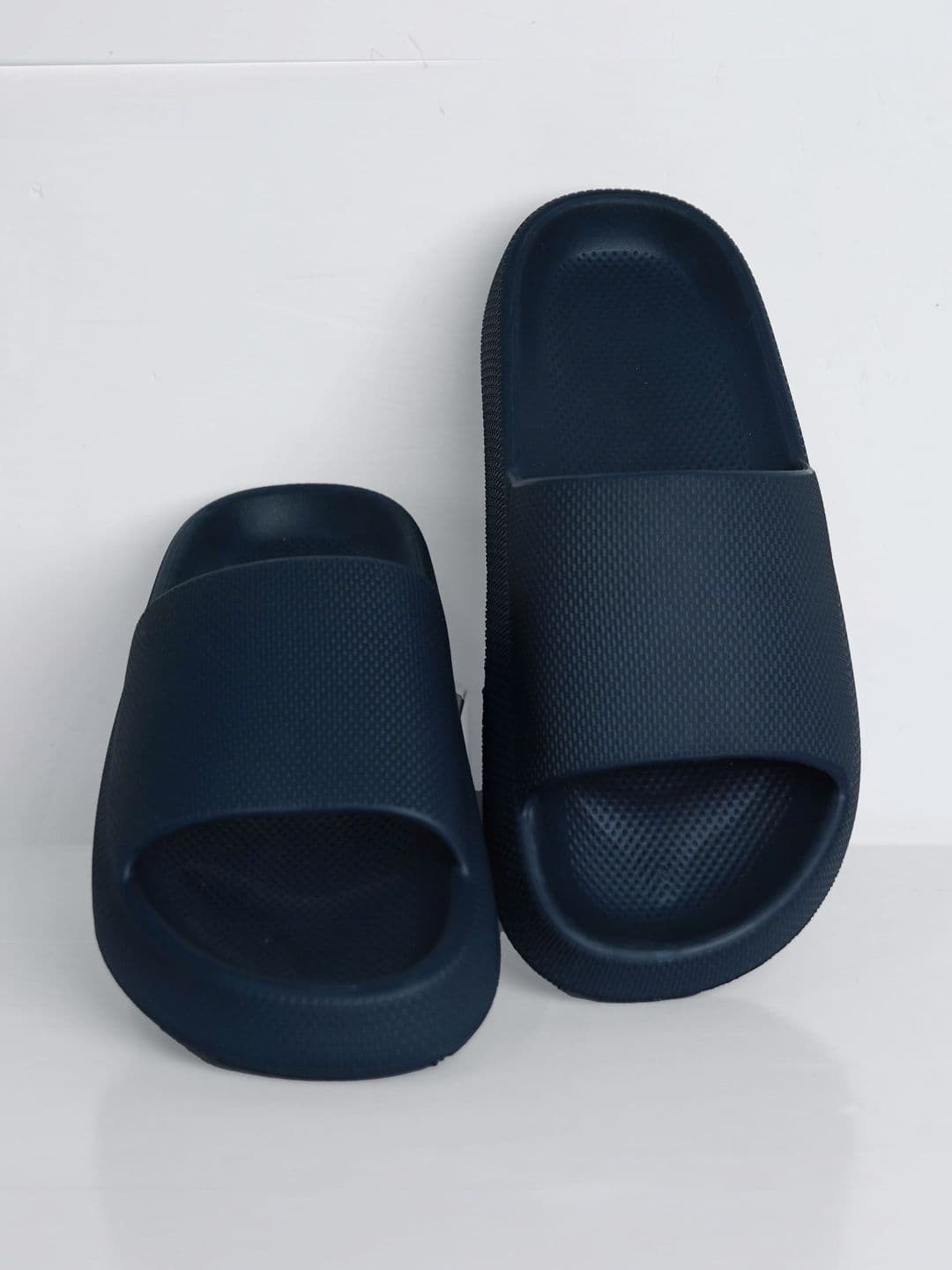 The Roadster Lifestyle Co Men Sliders Flip Flops - view 1