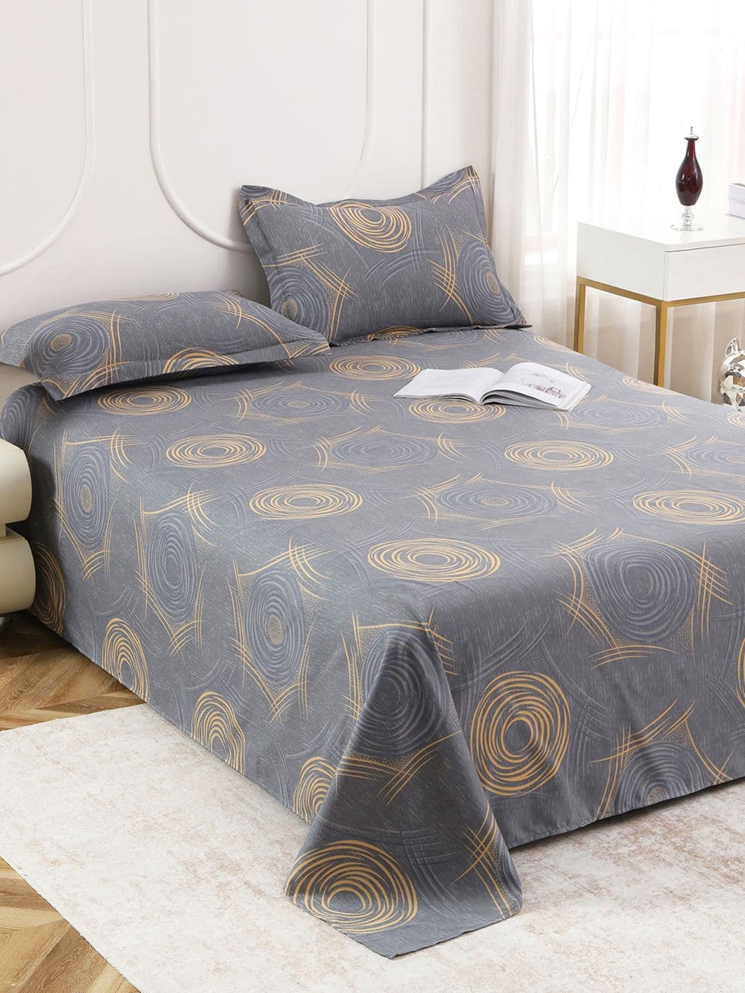 Story@home Grey & Beige 160 TC Bedsheet with 2 Pillow Covers - view 1