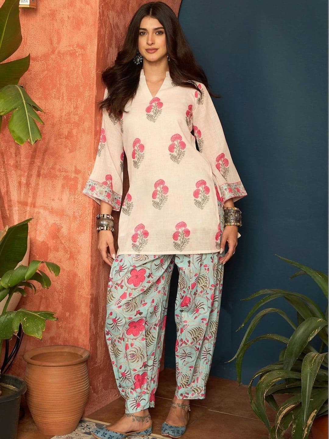 Ethnic Junction Women's Linen Floral Print Summer Wear Short Kurti With Farshi Salwar Set - view 1