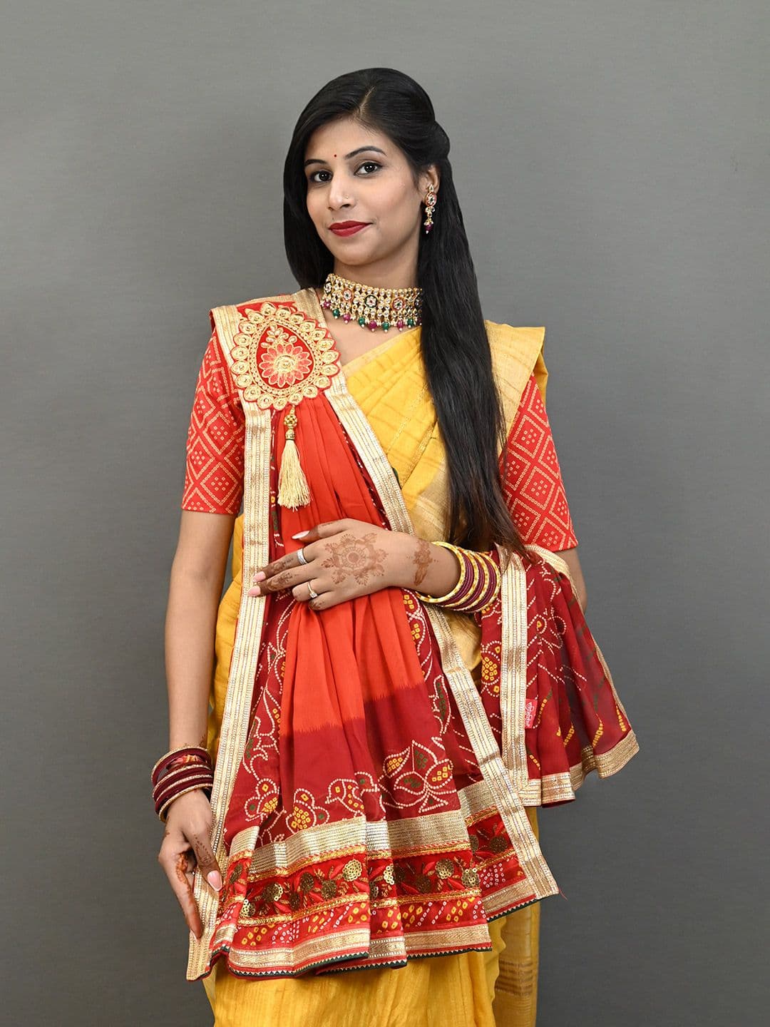 Ranisatiya creation Bandhani Printed Sequinned Dupatta - view 1