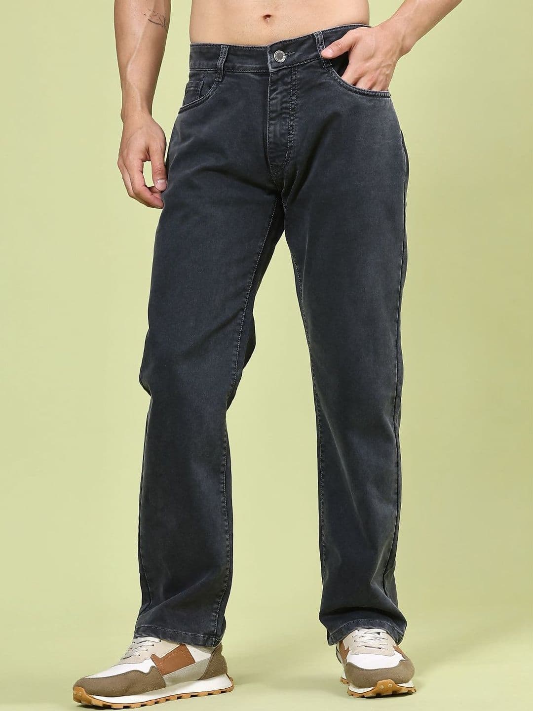 V-Mart Men Regular Fit Mid-Rise Light Fade Stretchable Jeans - view 1