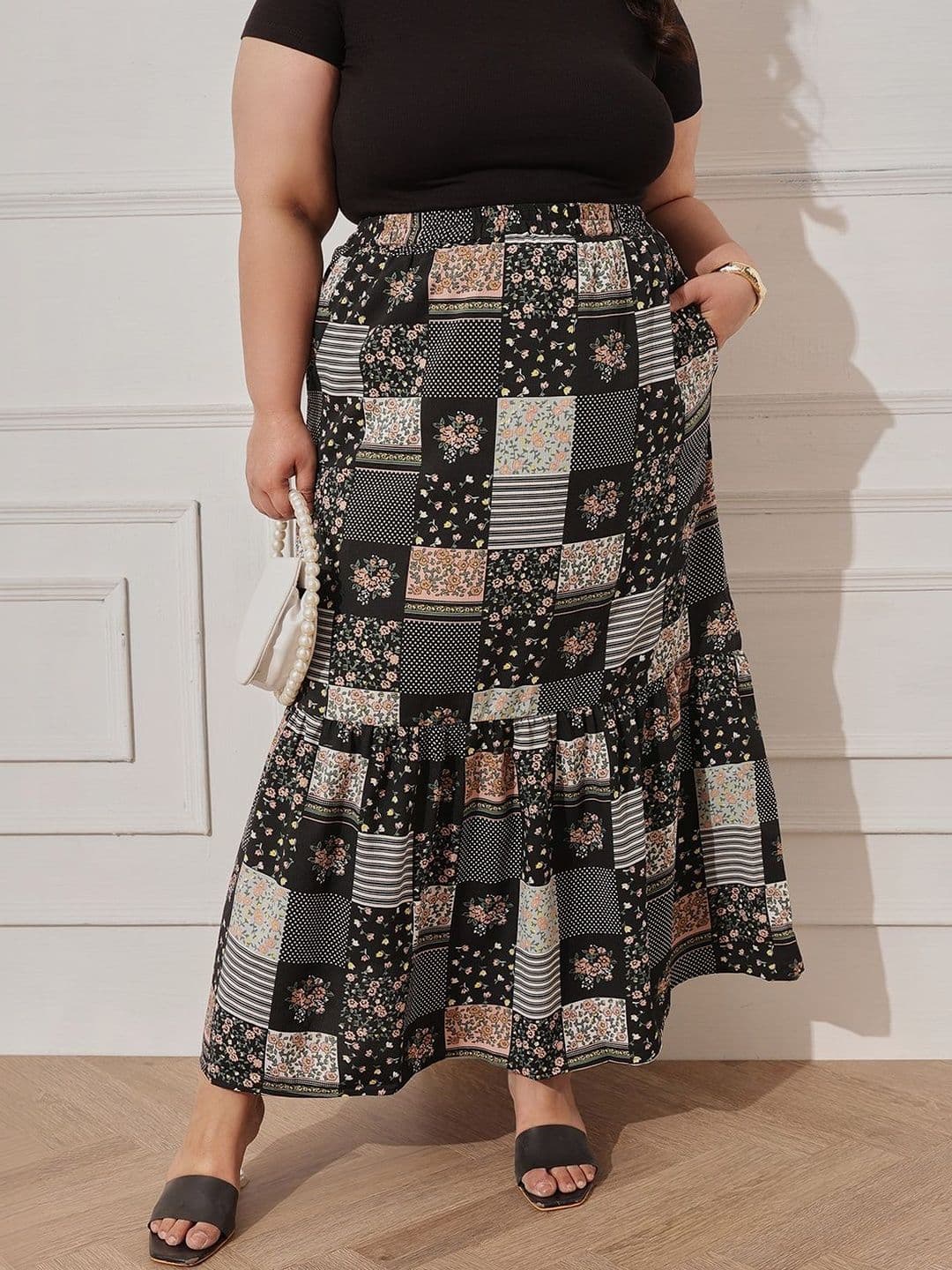 CURVY STREET Women Crepe Skirts - view 1