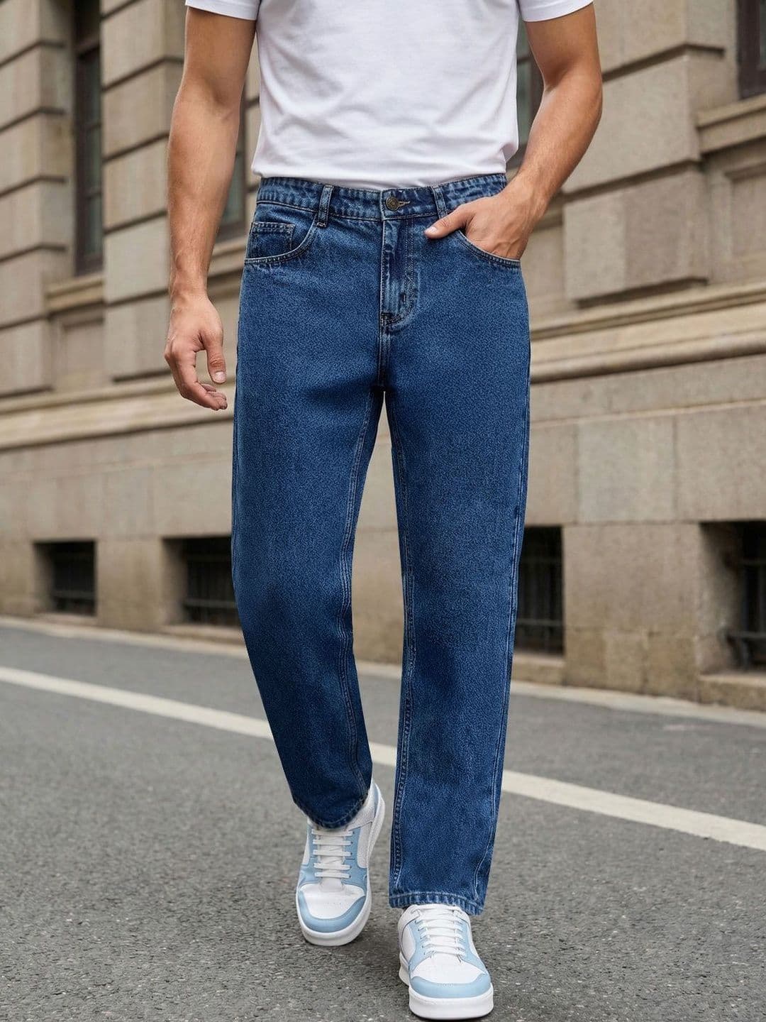 Urbano Fashion Men Relaxed Fit Mid-Rise Heavy Fade Jeans - view 1
