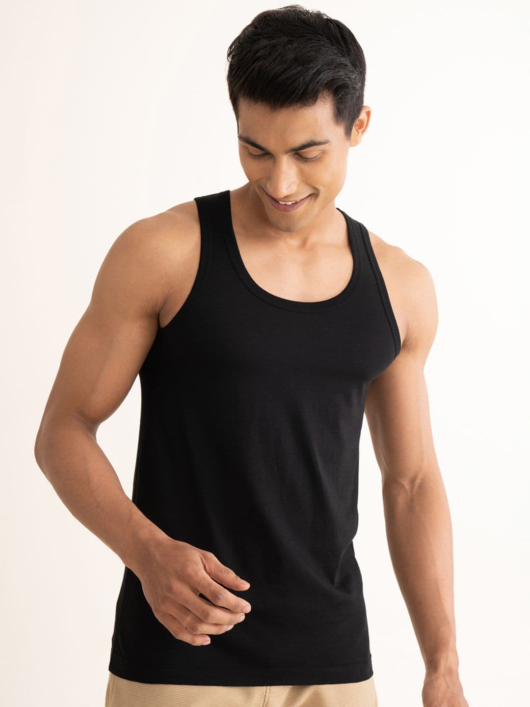 DaMENSCH Men Solid Cotton Anti-Microbial Innerwear Vest - view 1