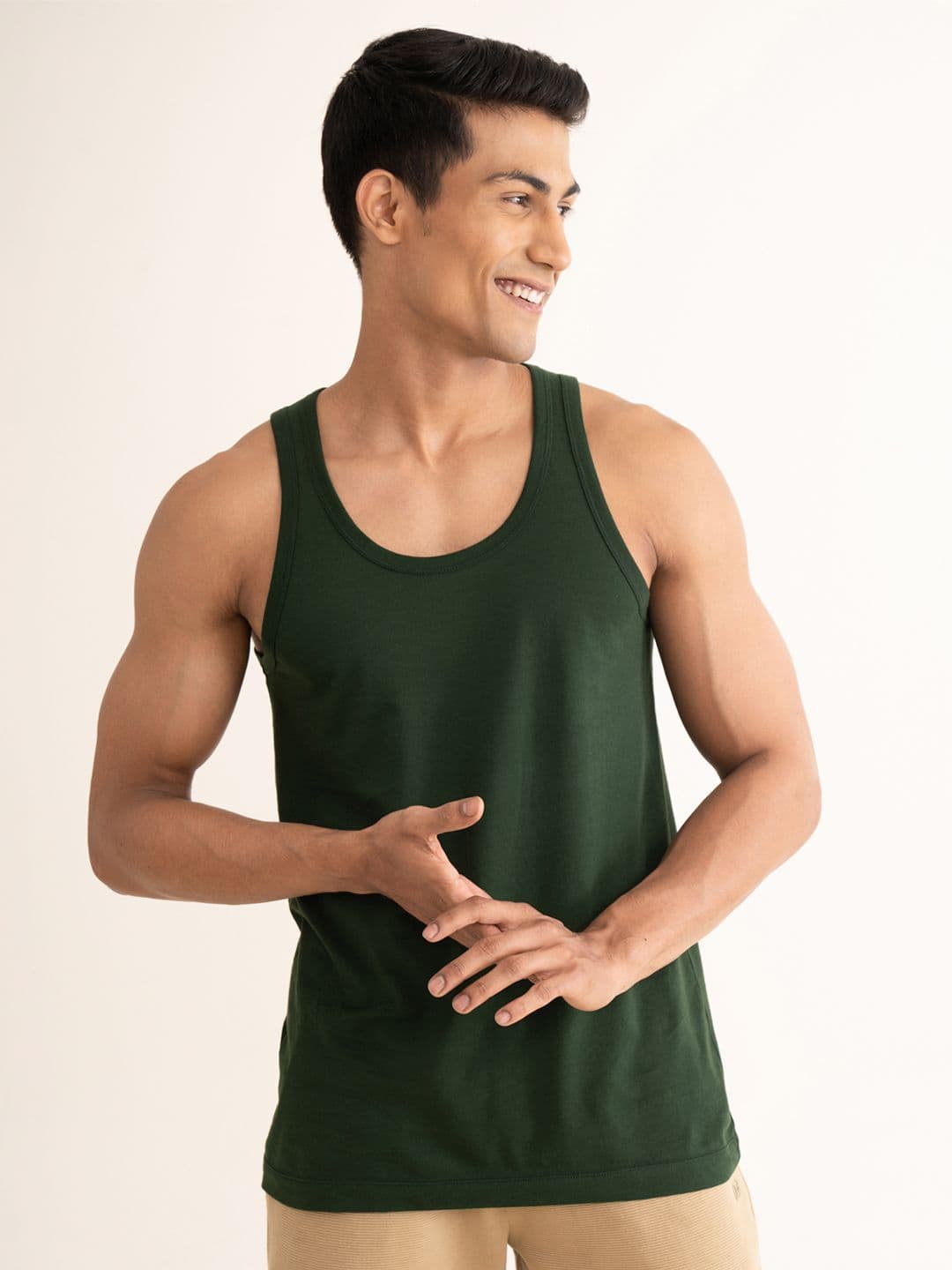 DAMENSCH Men Solid Round Neck Cotton Vest