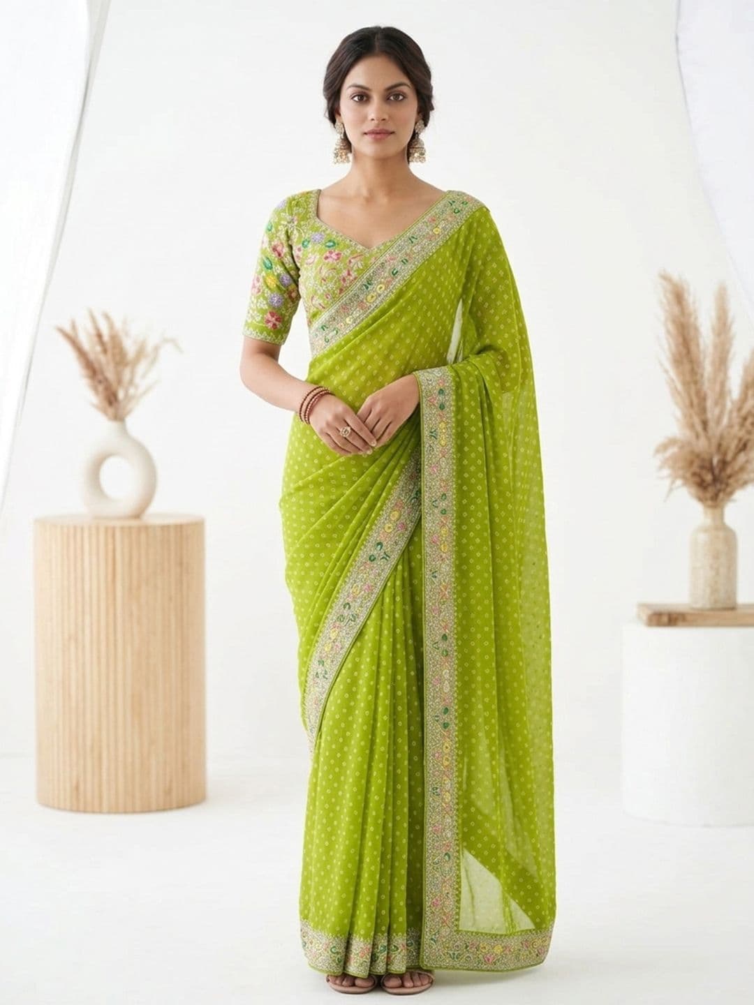 HERE&NOW Bandhani Embroidered Pure Georgette Bandhani Saree - view 1