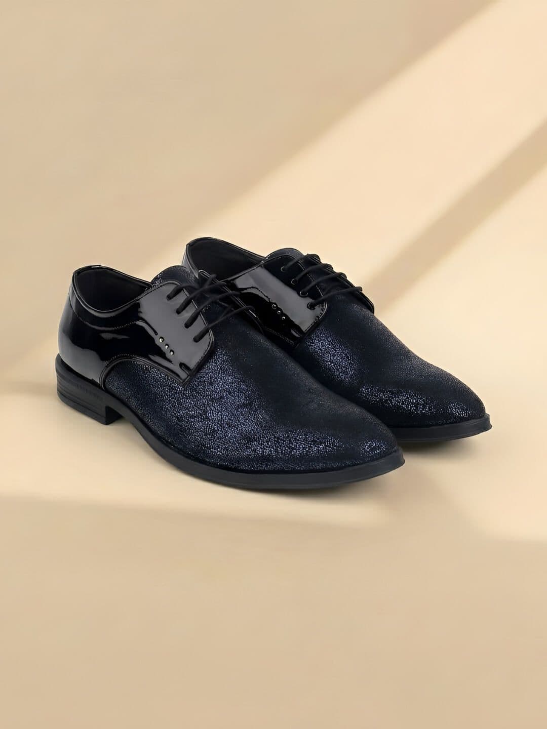 Metro Men Round Toe Lace-Ups Formal Brogues Shoes - view 1