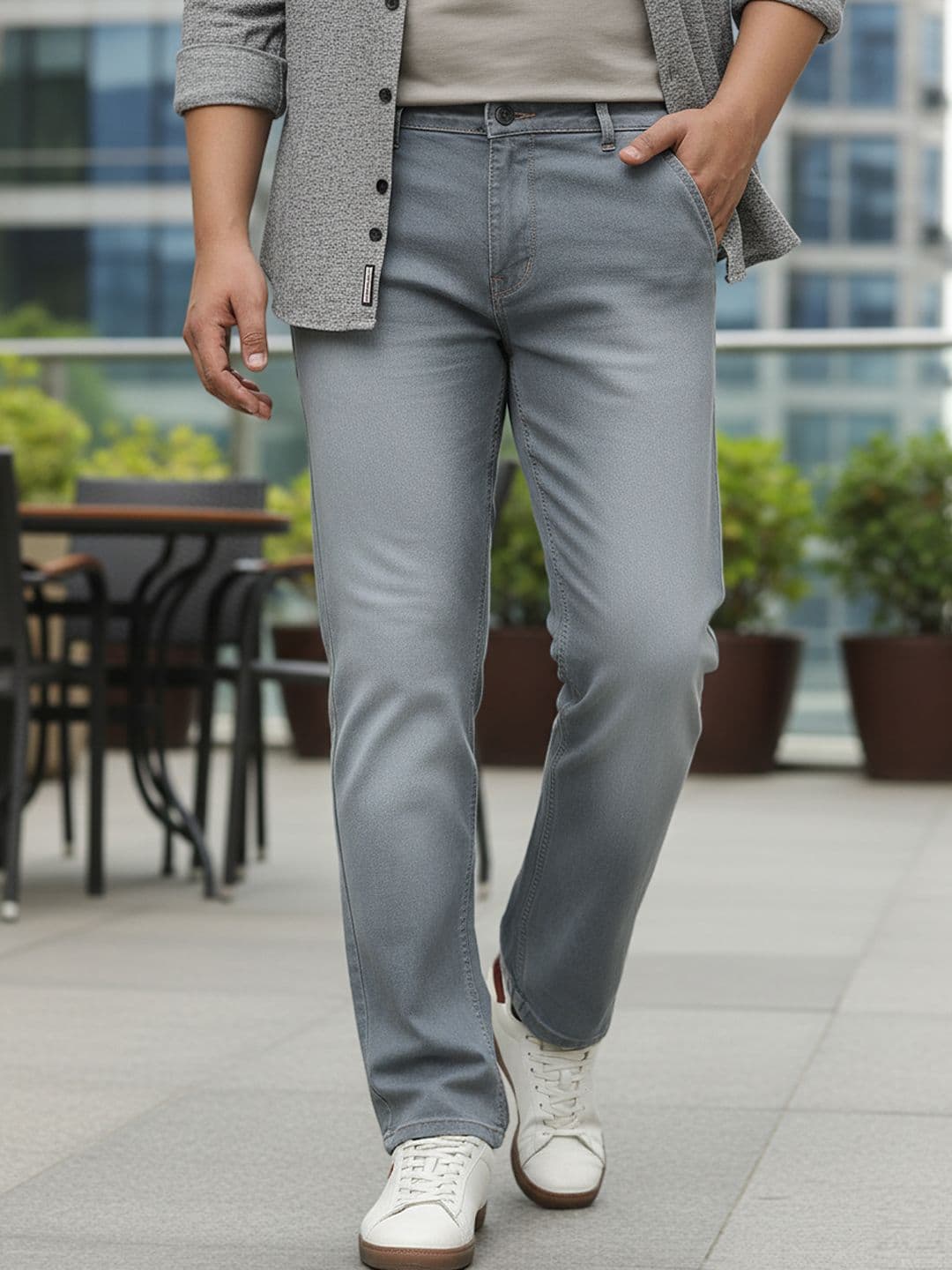 Urbano Plus Men Grey Heavy Fade Stretchable Clean Look Jeans - view 1