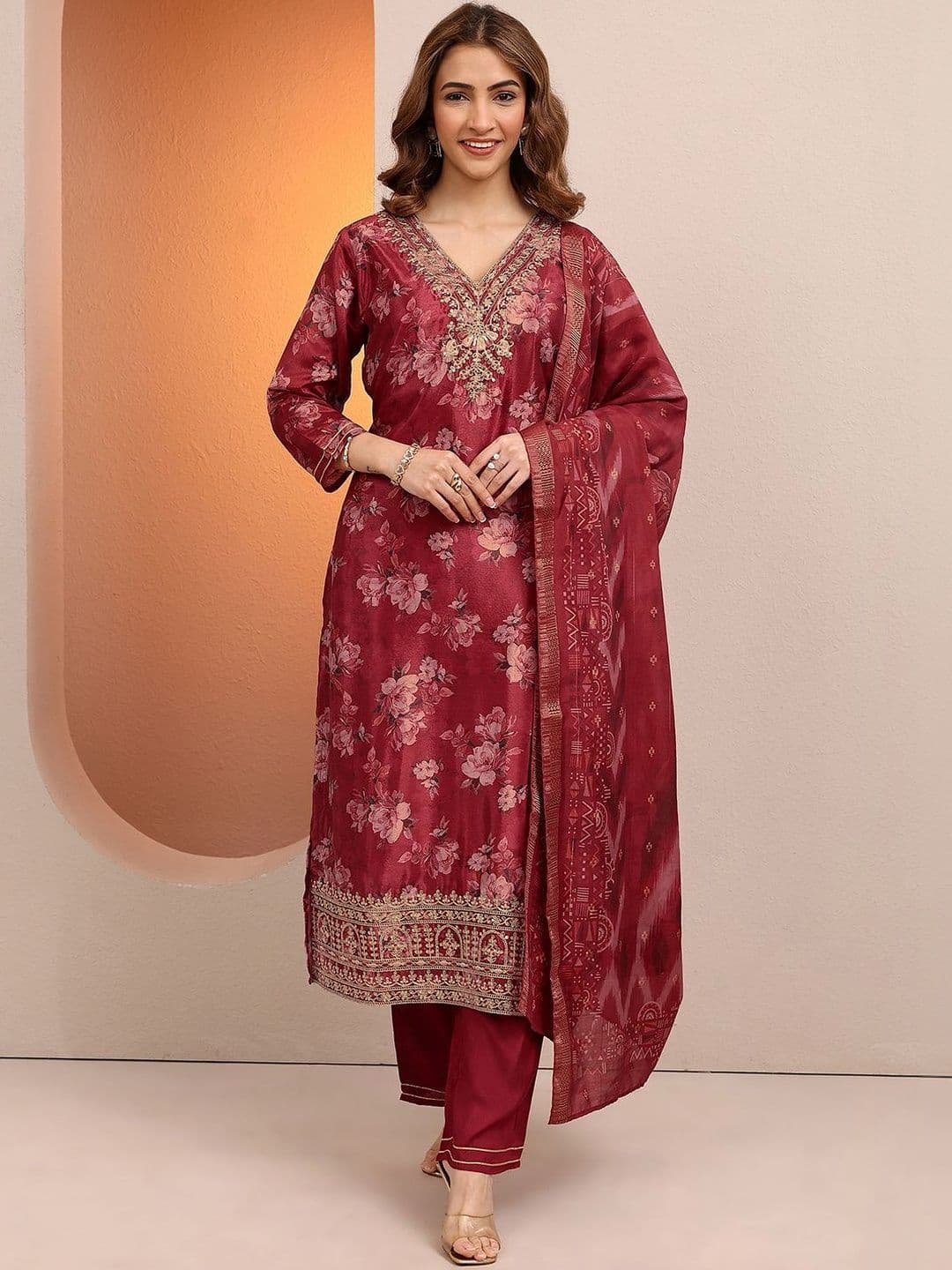 Libas Women Floral Printed Regular Thread Work Kurta with Trousers & With Dupatta - view 1