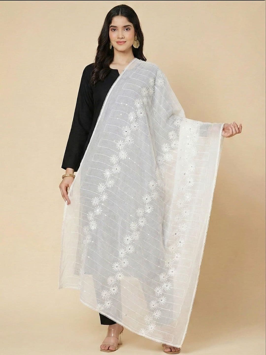 Zamour Embroidered Dupatta - view 1