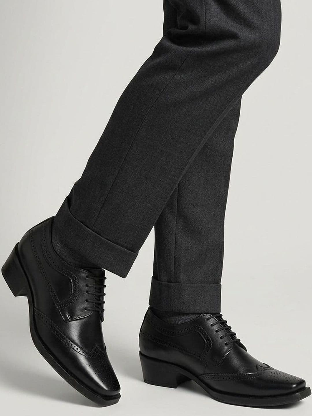 Provogue Men Textured Square Toe Formal Brogues - view 1