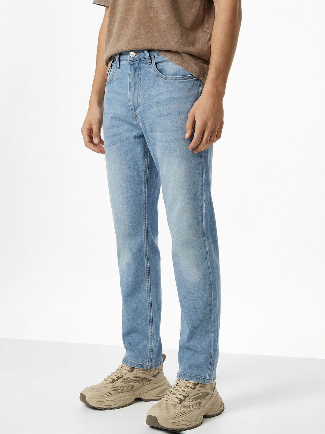 Aeropostale Men Regular Fit Mid-Rise Heavy Fade Stretchable Jeans - view 1
