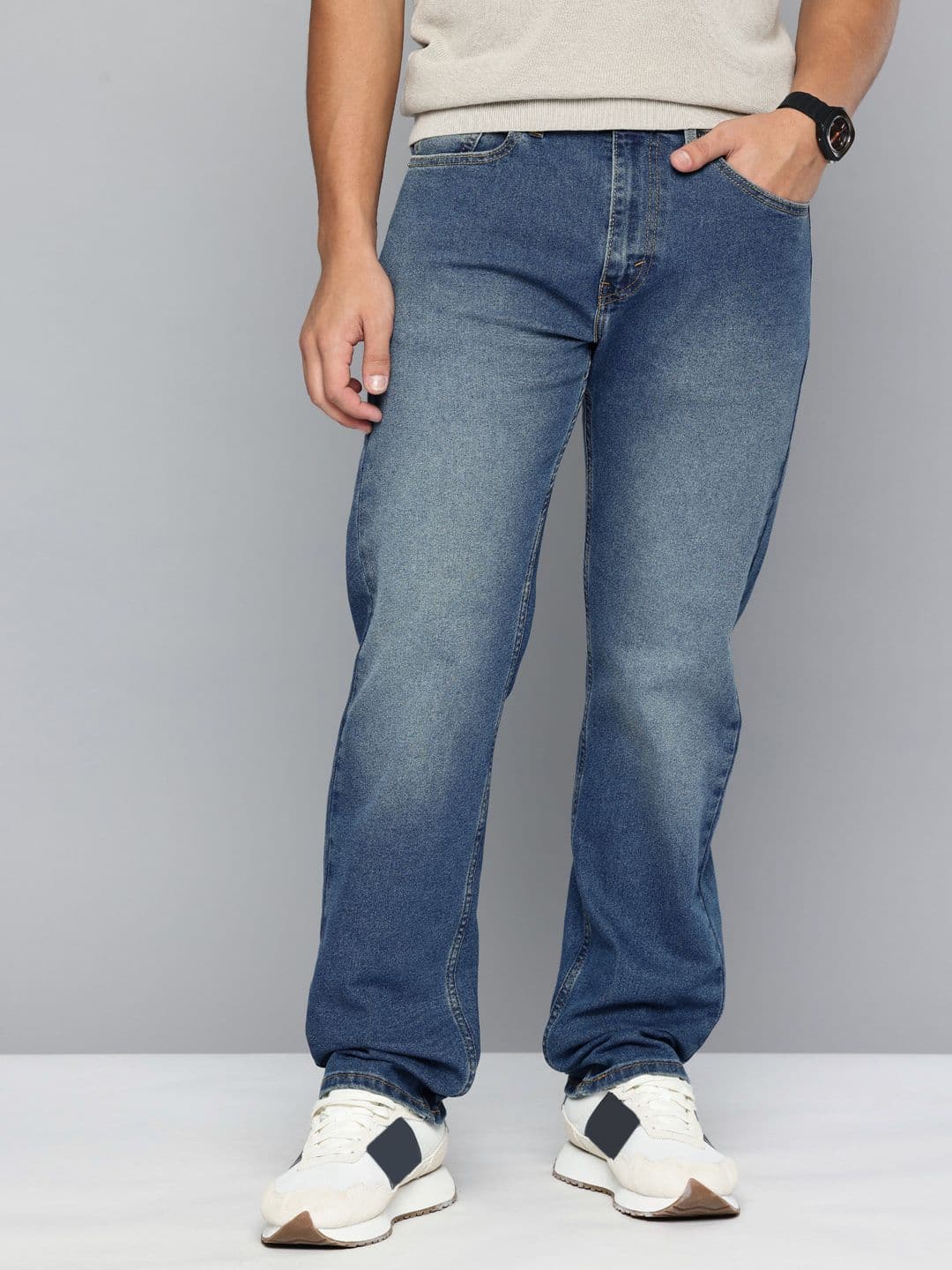 Levis Men 505 Regular Fit Mid-Rise Stretchable Jeans - view 1