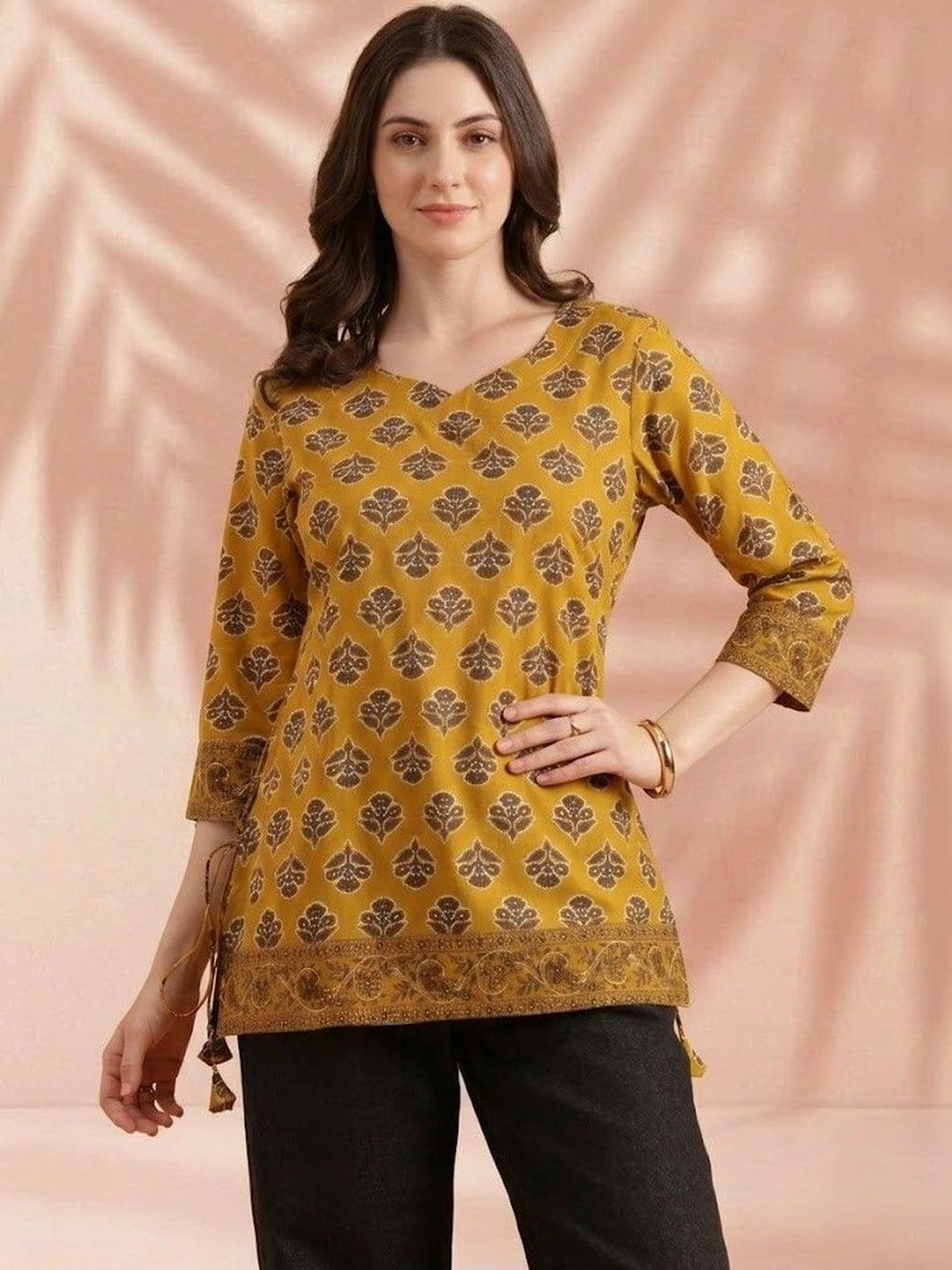 SZN Print Sweetheart Neck Cotton three-quarter Top - view 1