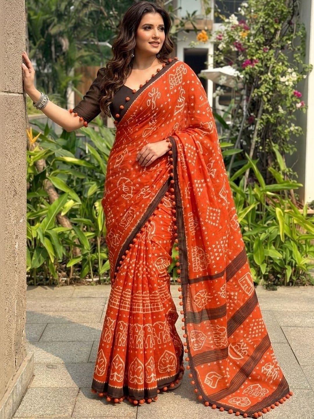 Kalista Ethnic Motifs Saree - view 1