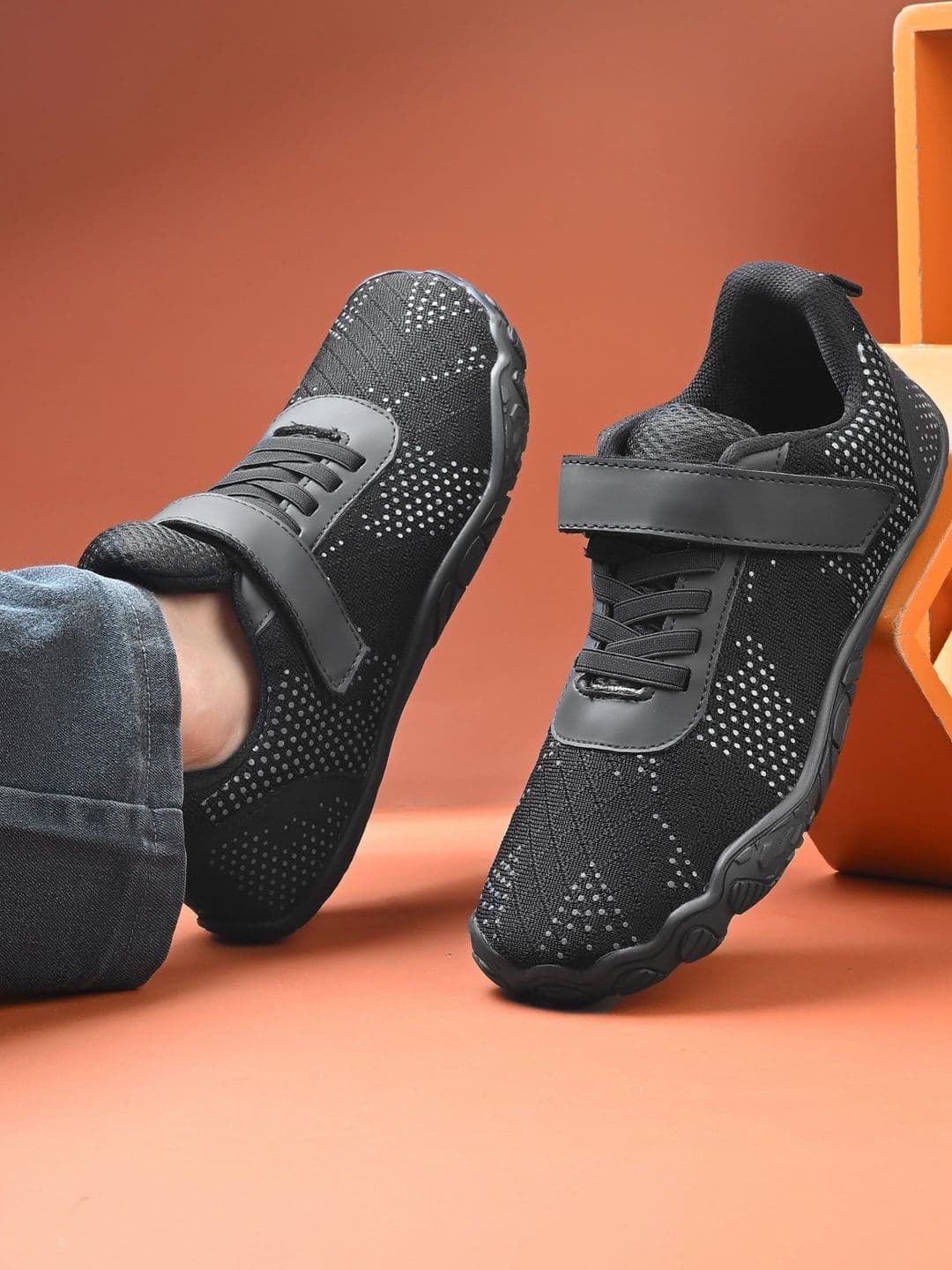 The Roadster Lifestyle Co. Men Lace-Ups Non-Marking Training Sports Shoes - view 1