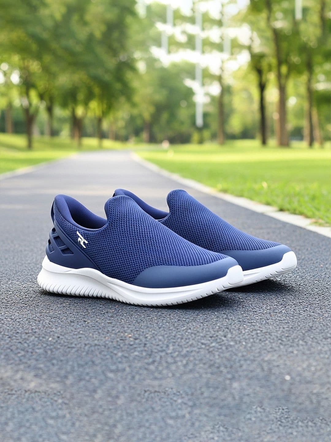 Red Chief Men Mesh Running Shoes - view 1