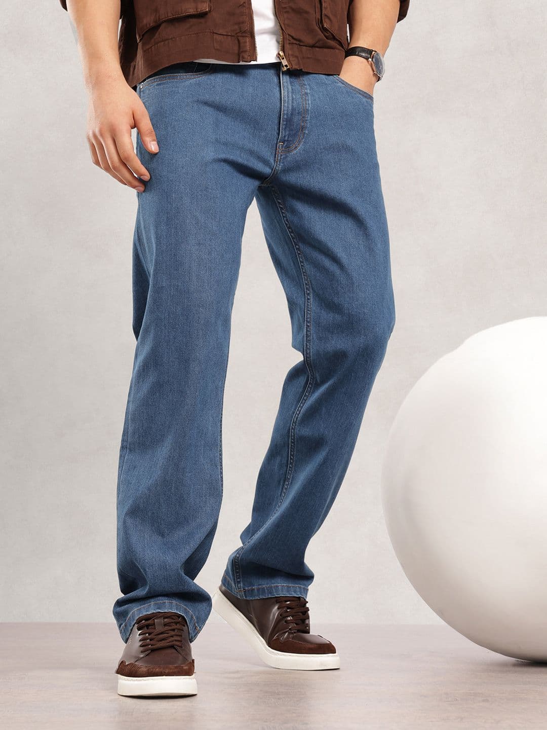 Nautica Men Relaxed Fit Mid-Rise Light Fade Stretchable Jeans - view 1