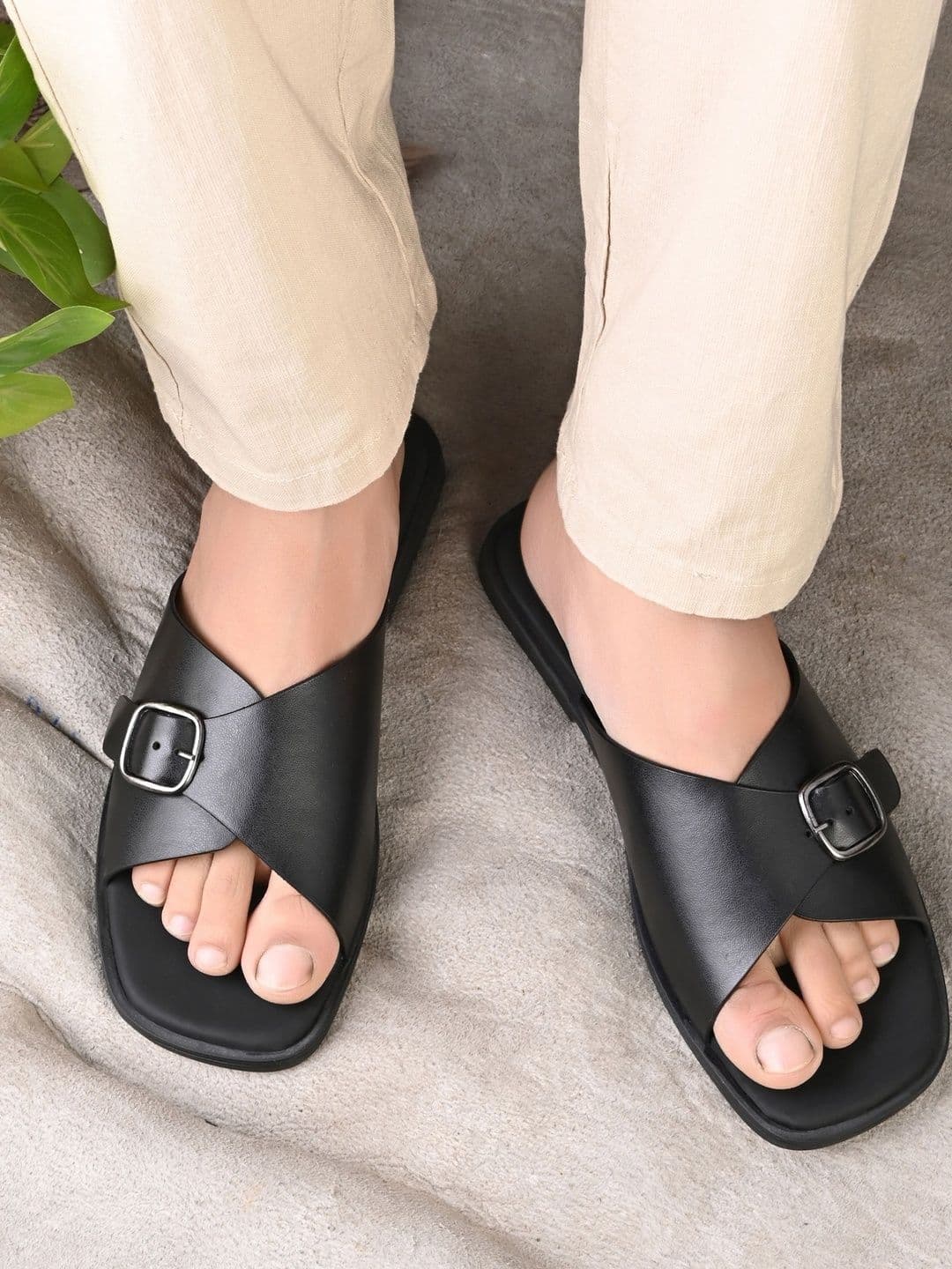 The Roadster Lifestyle Co Men Comfort Sandals - view 1