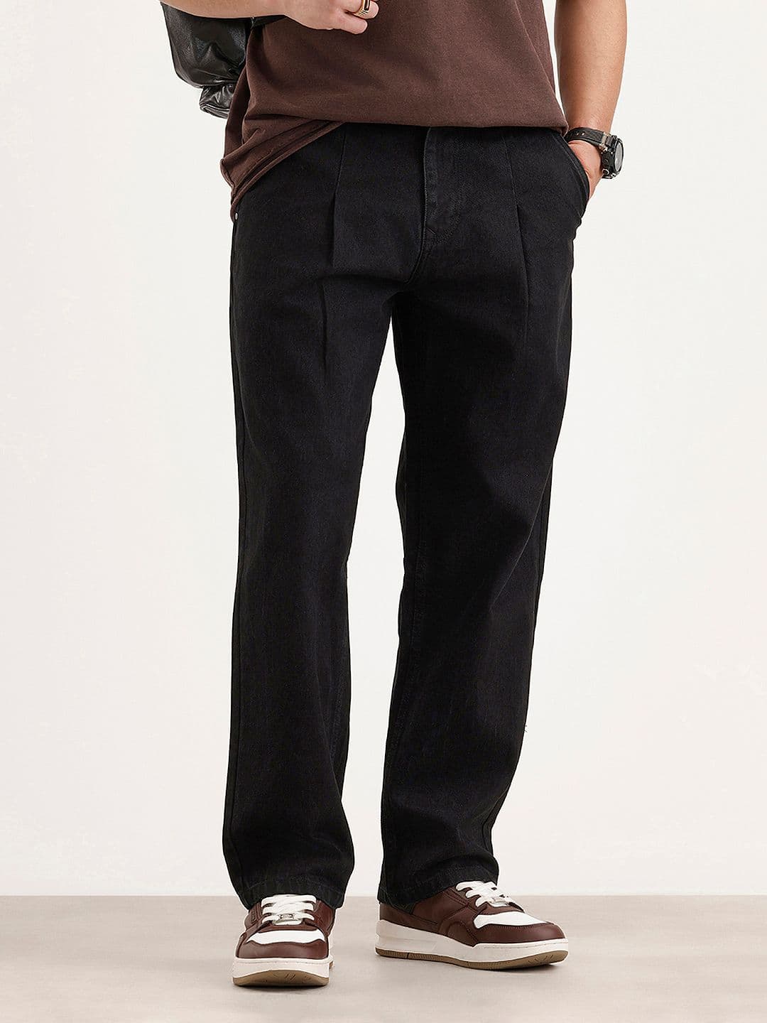 WROGN Men Pure Cotton Loose Pleated Jeans - view 1