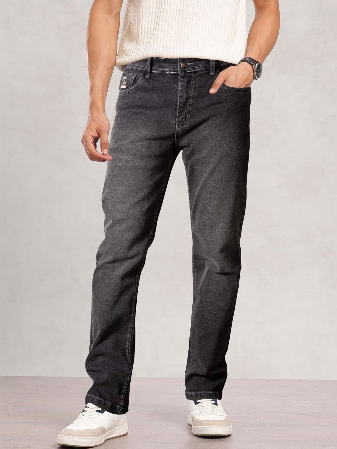 Jb Just BLACK Men Straight Fit Mid-Rise Light Fade Stretchable Jeans - view 1