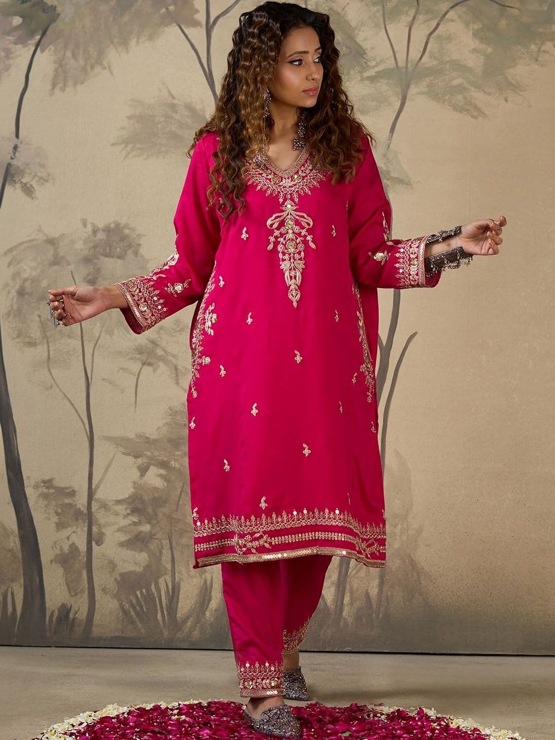 House of Pataudi Embroidered V-Neck Kurta & Trousers - view 1