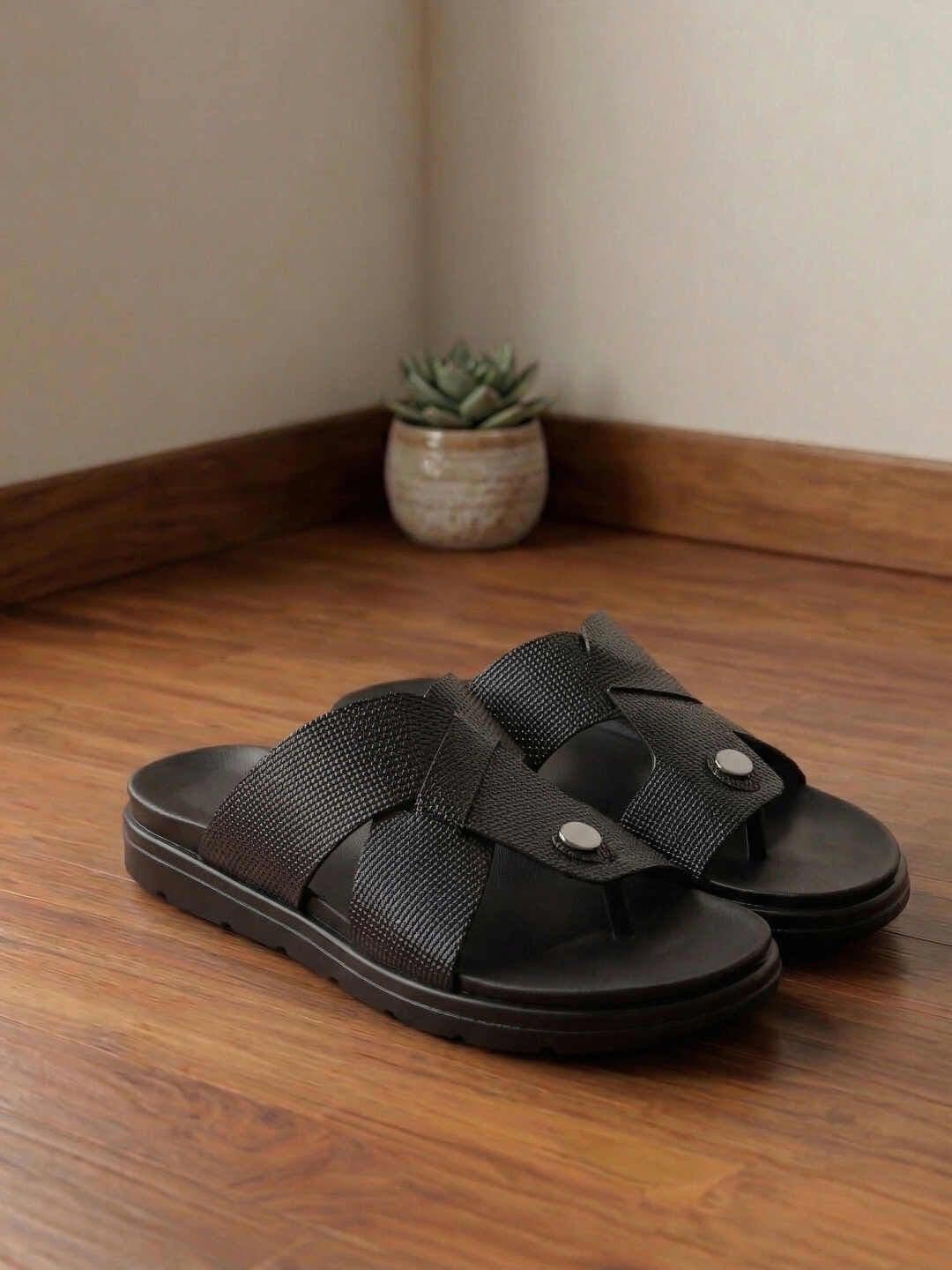 Metro Men Room Slippers - view 1