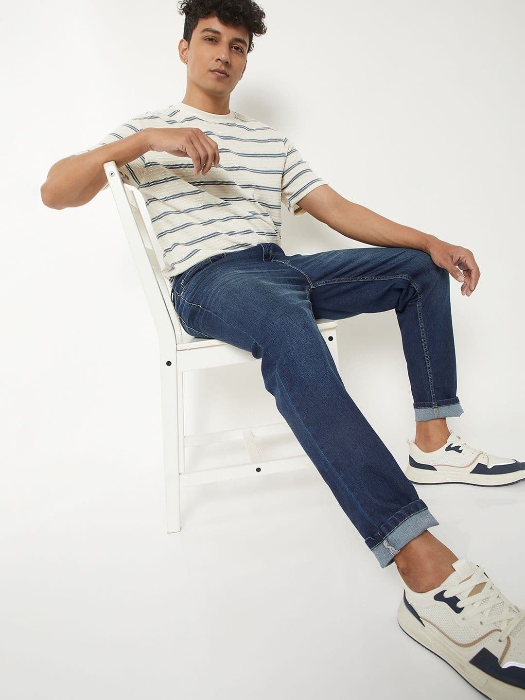 max Men Regular Fit Mid-Rise Stretchable Jeans - view 1