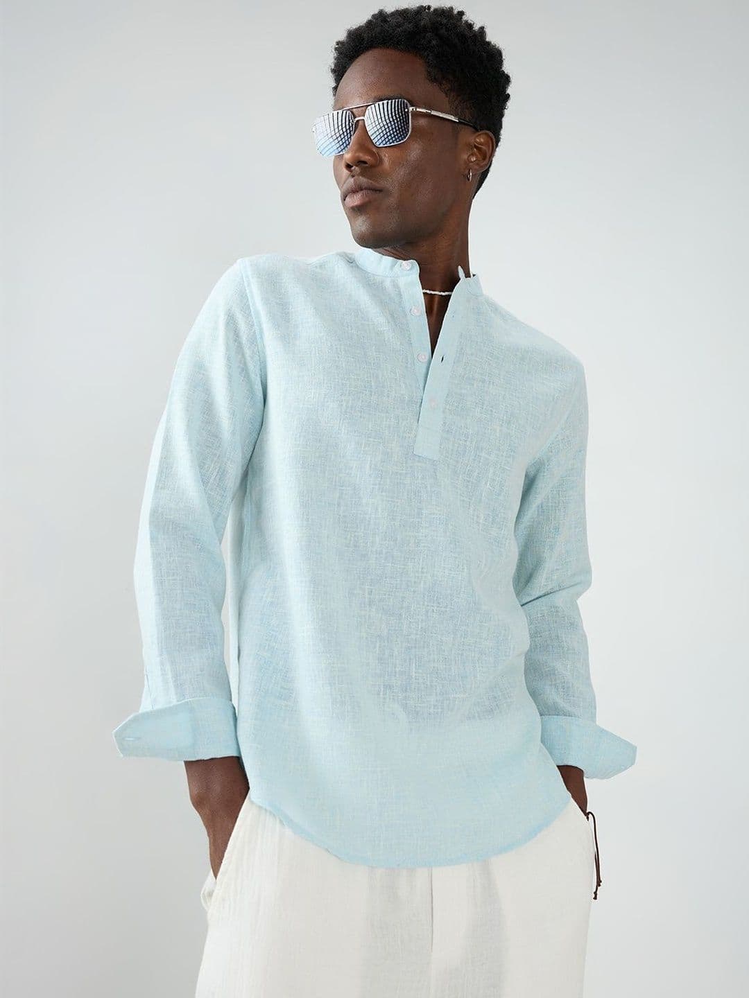 VASTRADO Aqua Mist Slub Textured Vacation Kurta - view 1