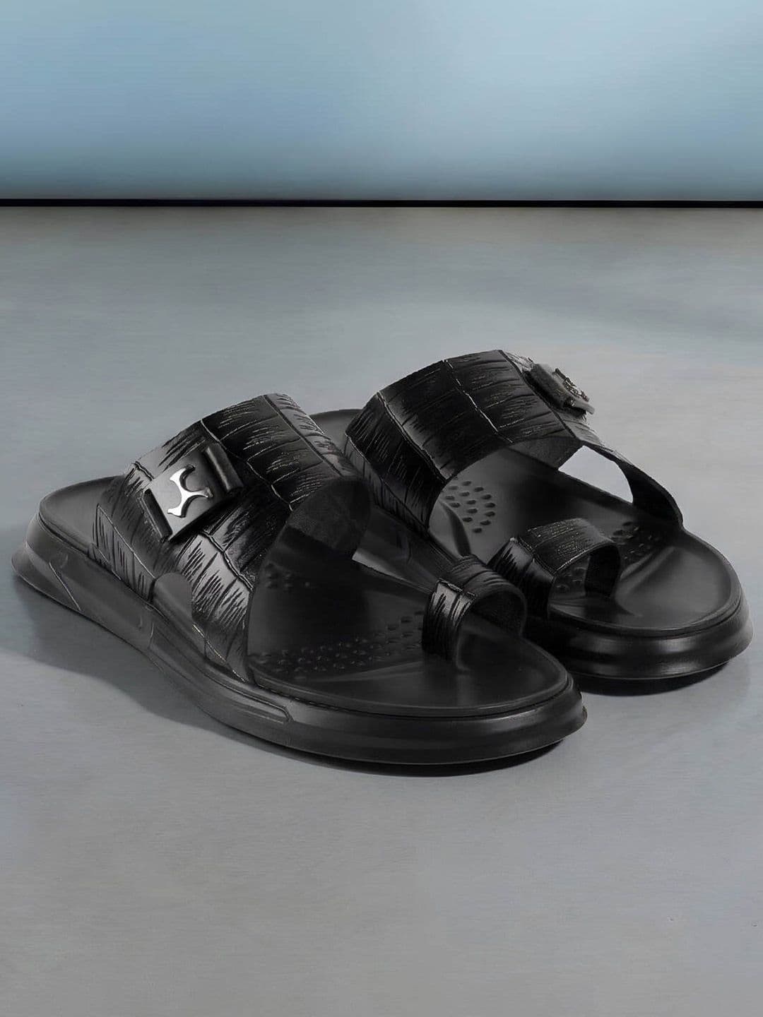 Mochi Men Room Slippers - view 1