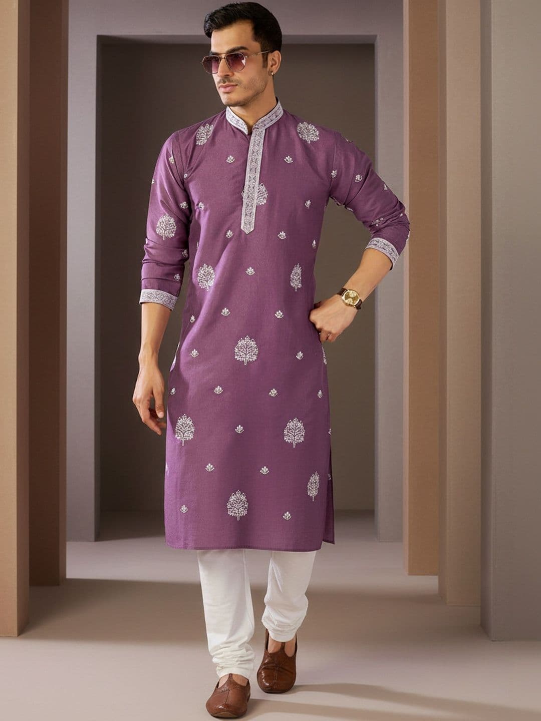 INDIROOP Ethnic Motifs Embroidered Mandarin Collar Thread Work Pure Cotton Straight Kurta - view 1