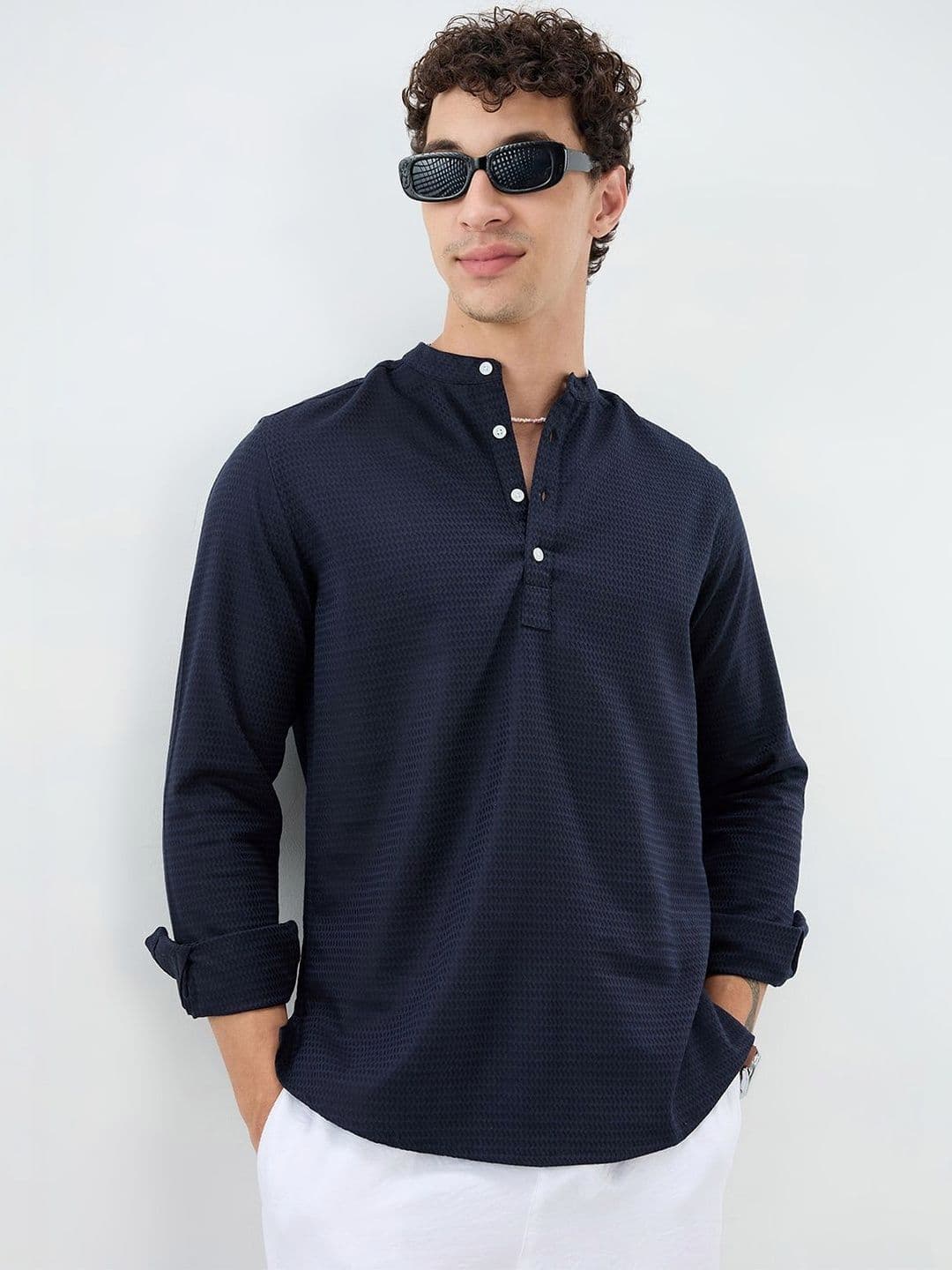 VASTRADO Ritzy Navy Zig-Zag Textured Kurta - view 1