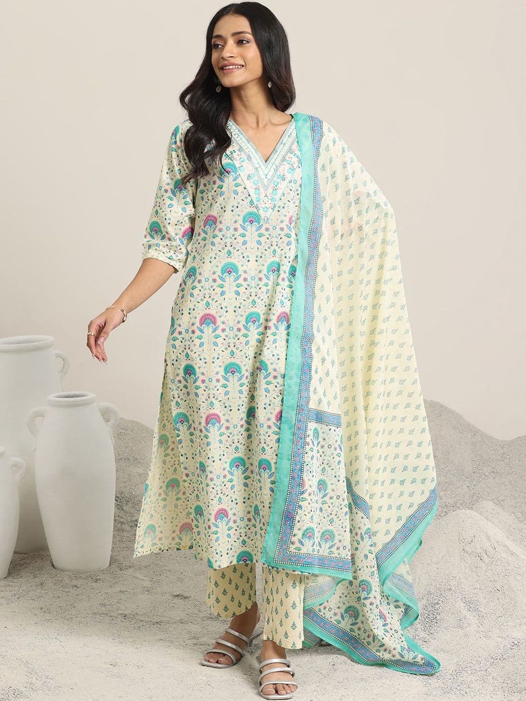 Libas Women Floral Printed Regular Thread Work Kurta with Trousers & With Dupatta - view 1