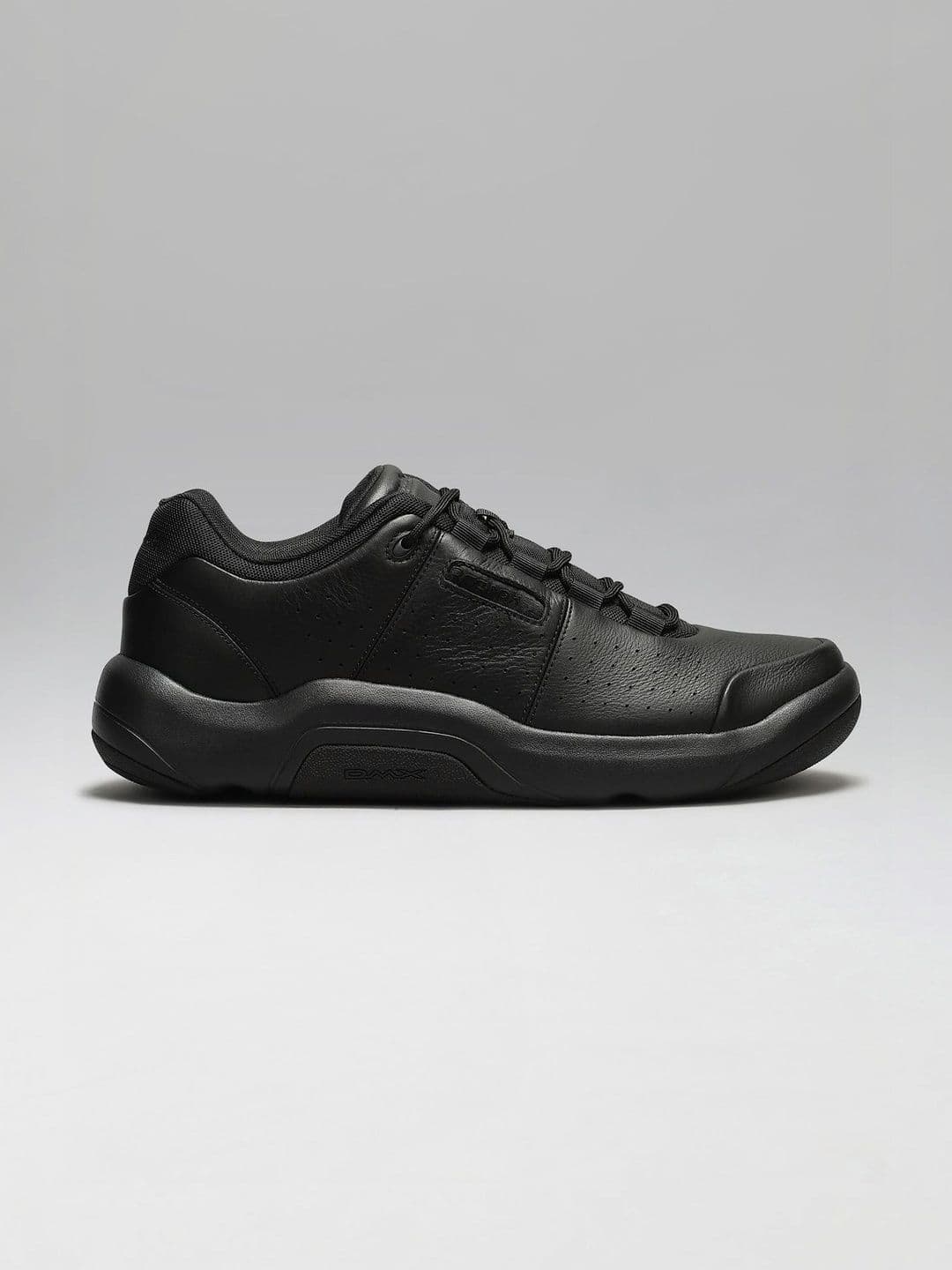 Reebok Duke Dmx Men Lace-Ups Walking Sports Shoes - view 1