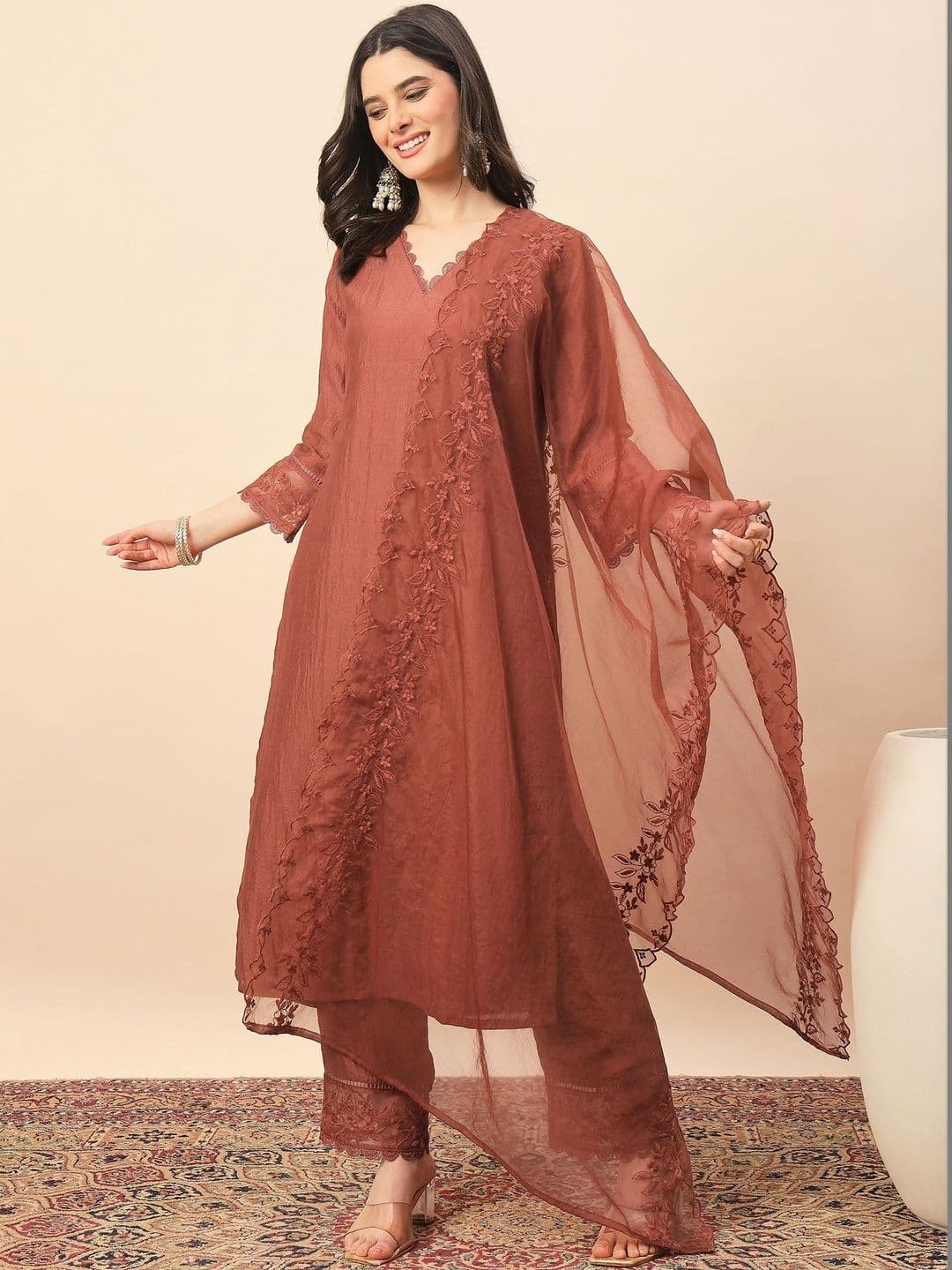 House of Pataudi Kurta Pant Dupatta Set Women Kurta Sets - view 1